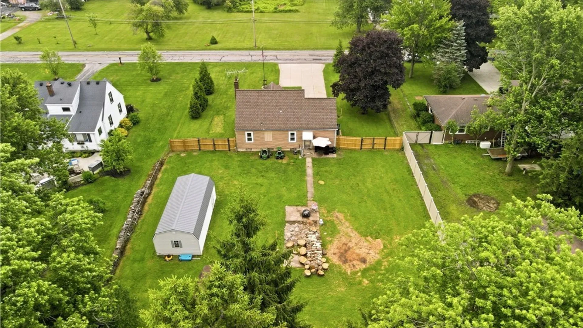 Property at 6888 Sy Road, Wheatfield, NY 14304 28