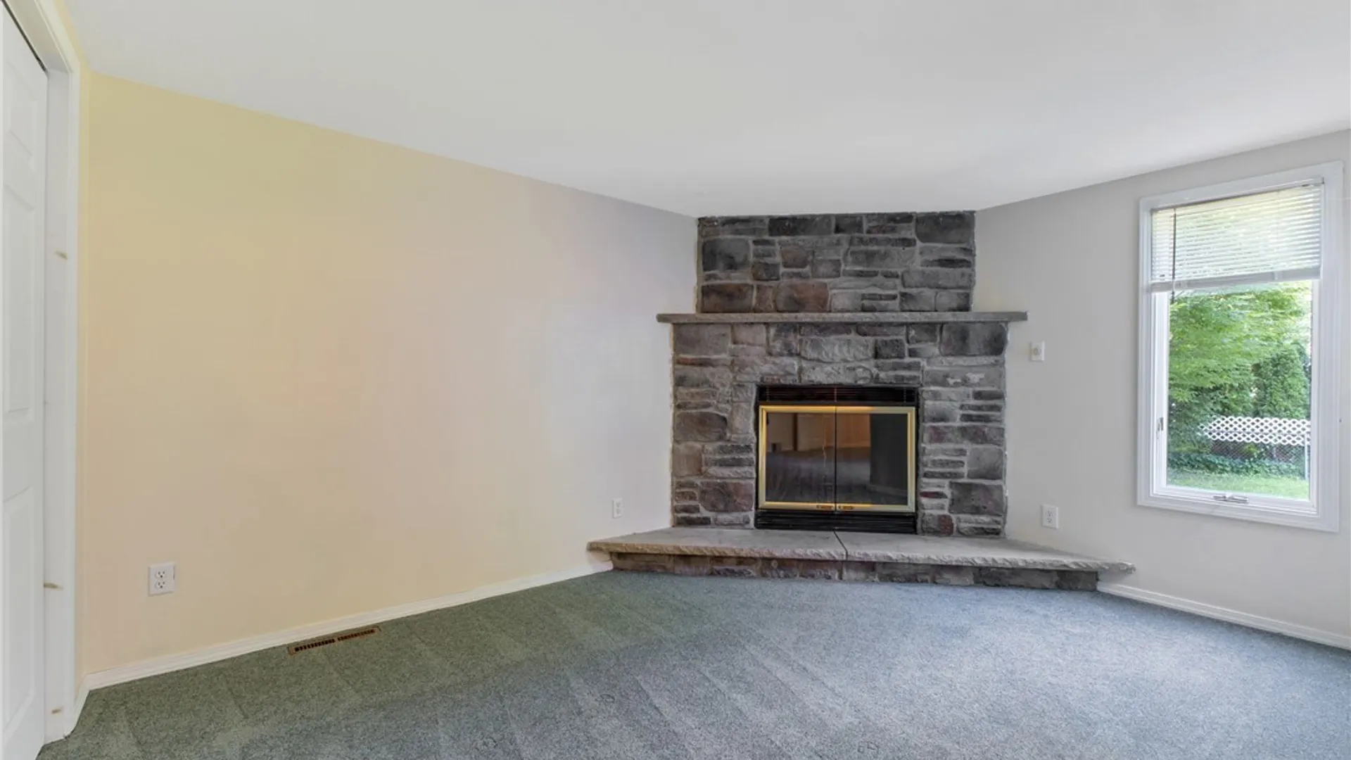 Property at 125 Circle Road, Salina, NY 13212 22