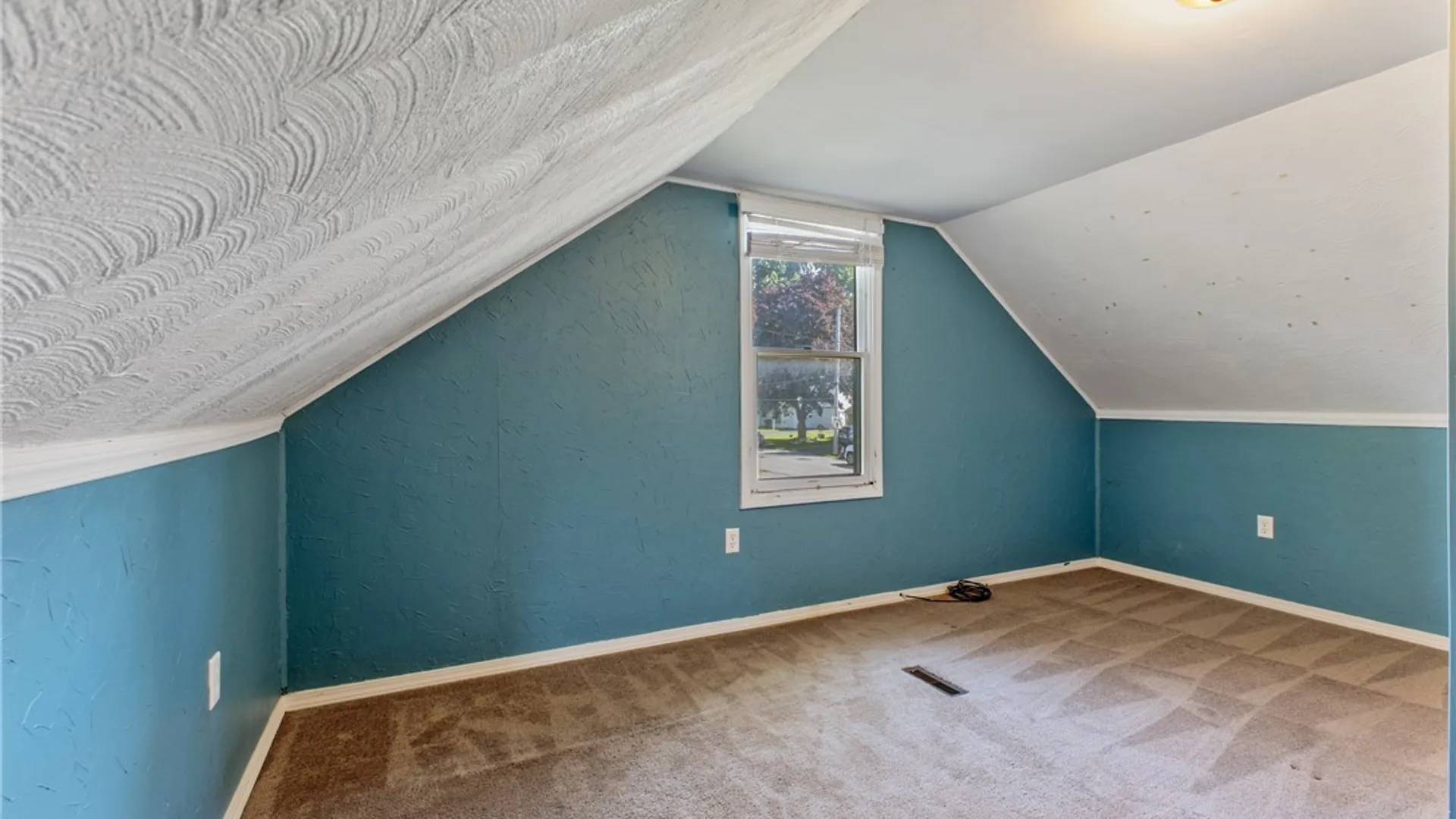 Property at 125 Circle Road, Salina, NY 13212 31