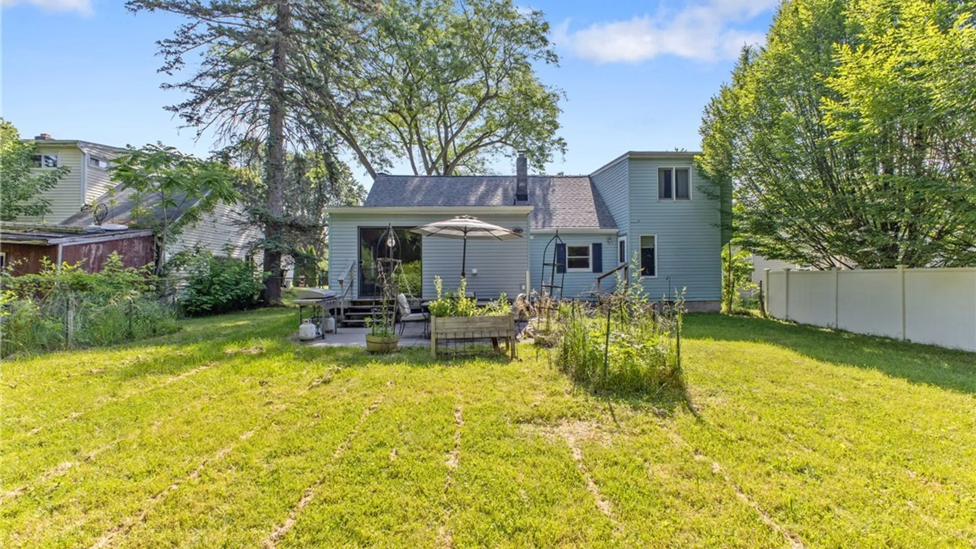 Property at 125 Circle Road, Salina, NY 13212 33