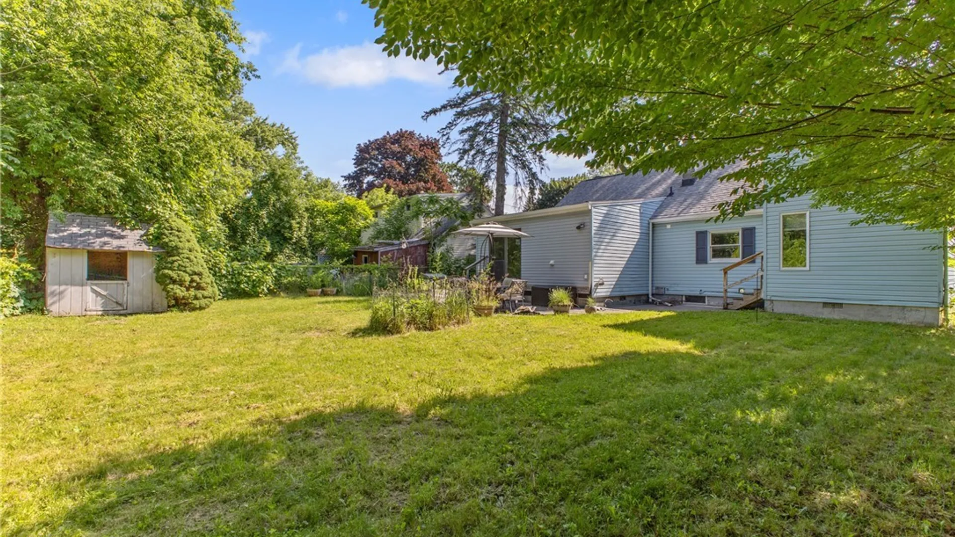 Property at 125 Circle Road, Salina, NY 13212 35