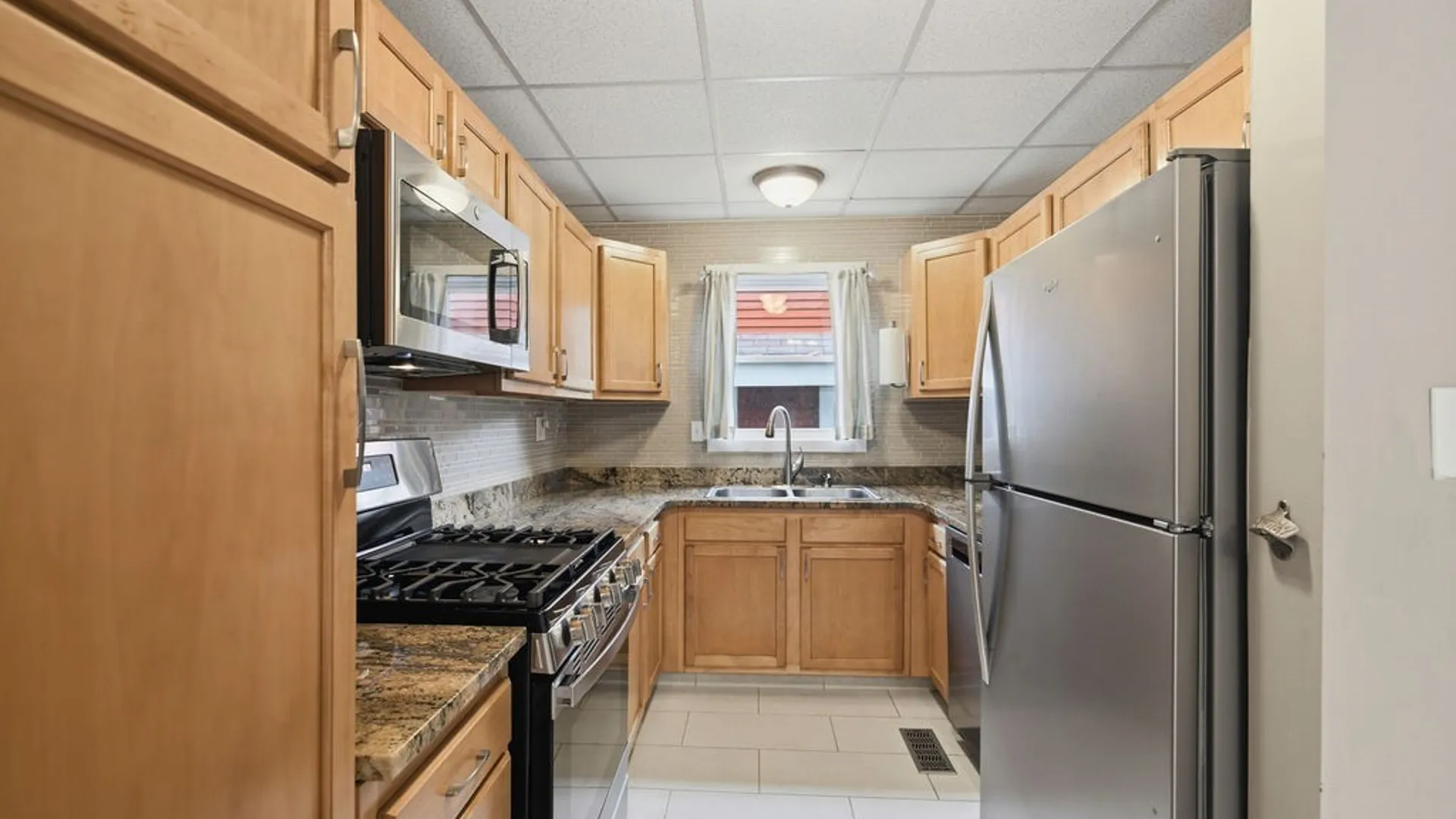 Property at 1146 N Glencove Road, Syracuse, NY 13206 11