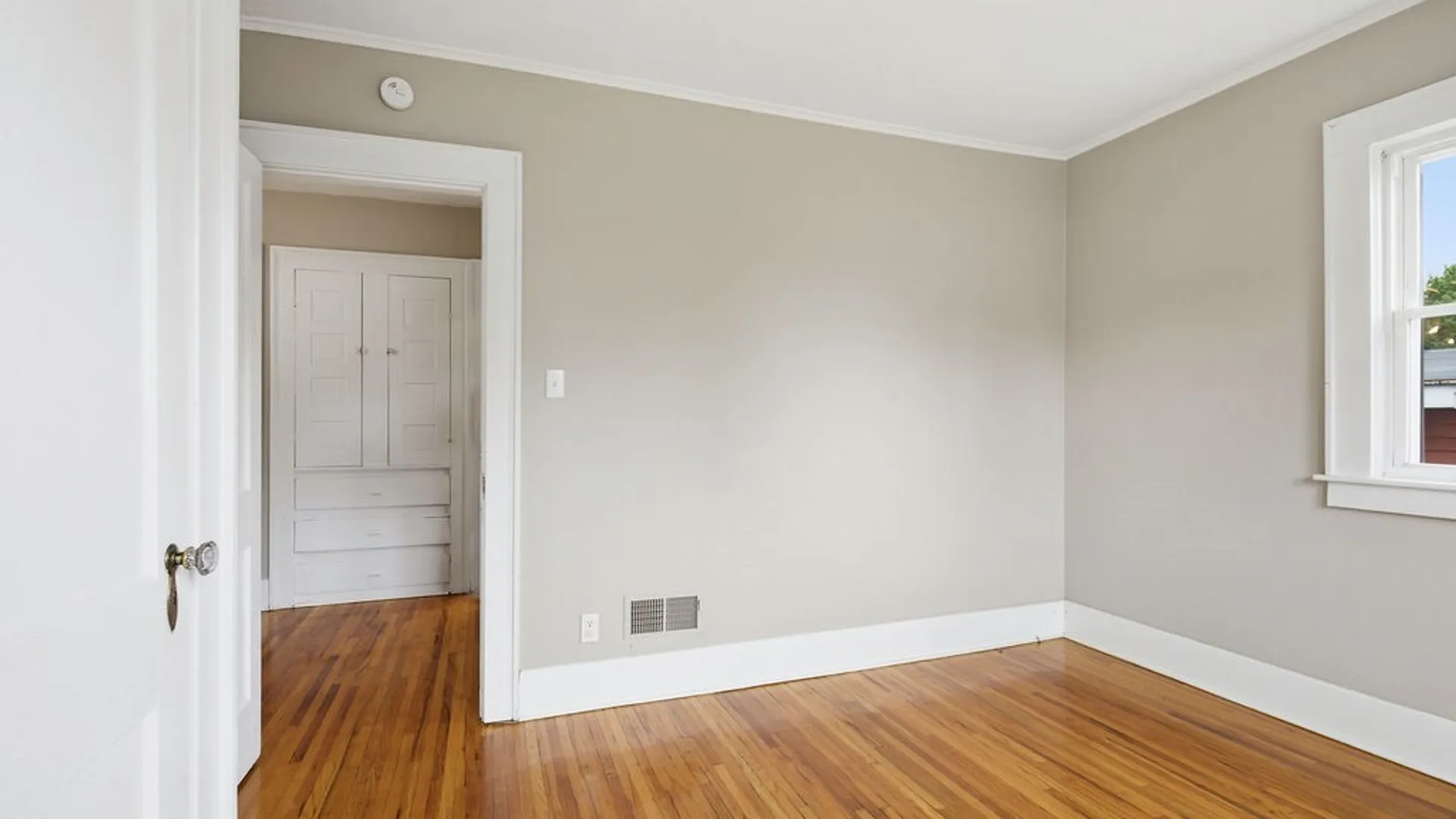 Property at 1146 N Glencove Road, Syracuse, NY 13206 16