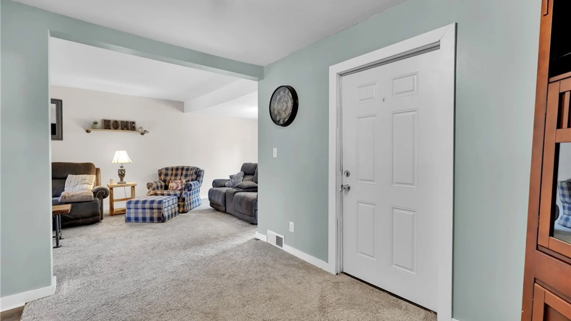 Property at 35 Tamarack Street, Buffalo, NY 14220 18