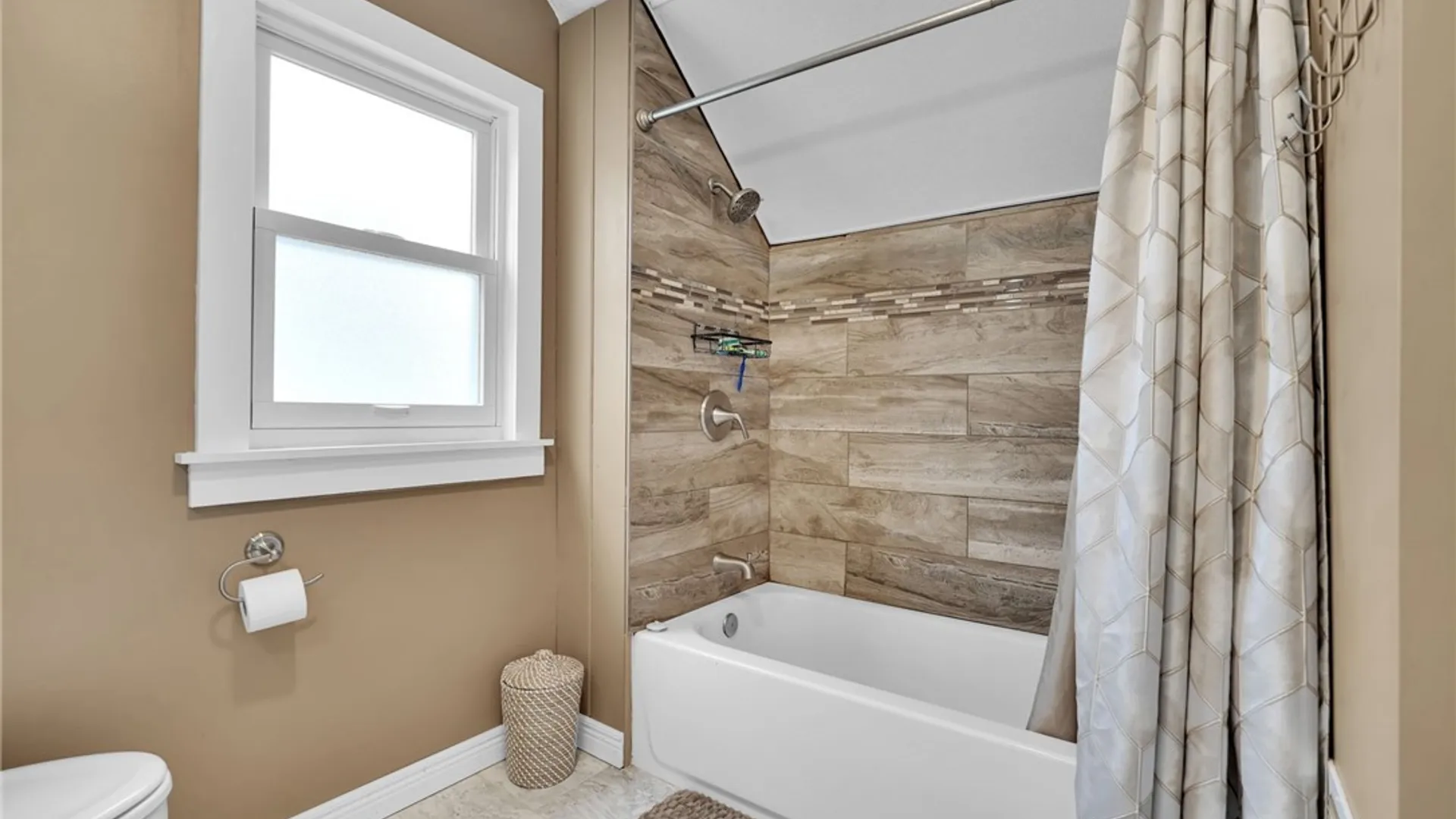 Property at 35 Tamarack Street, Buffalo, NY 14220 30