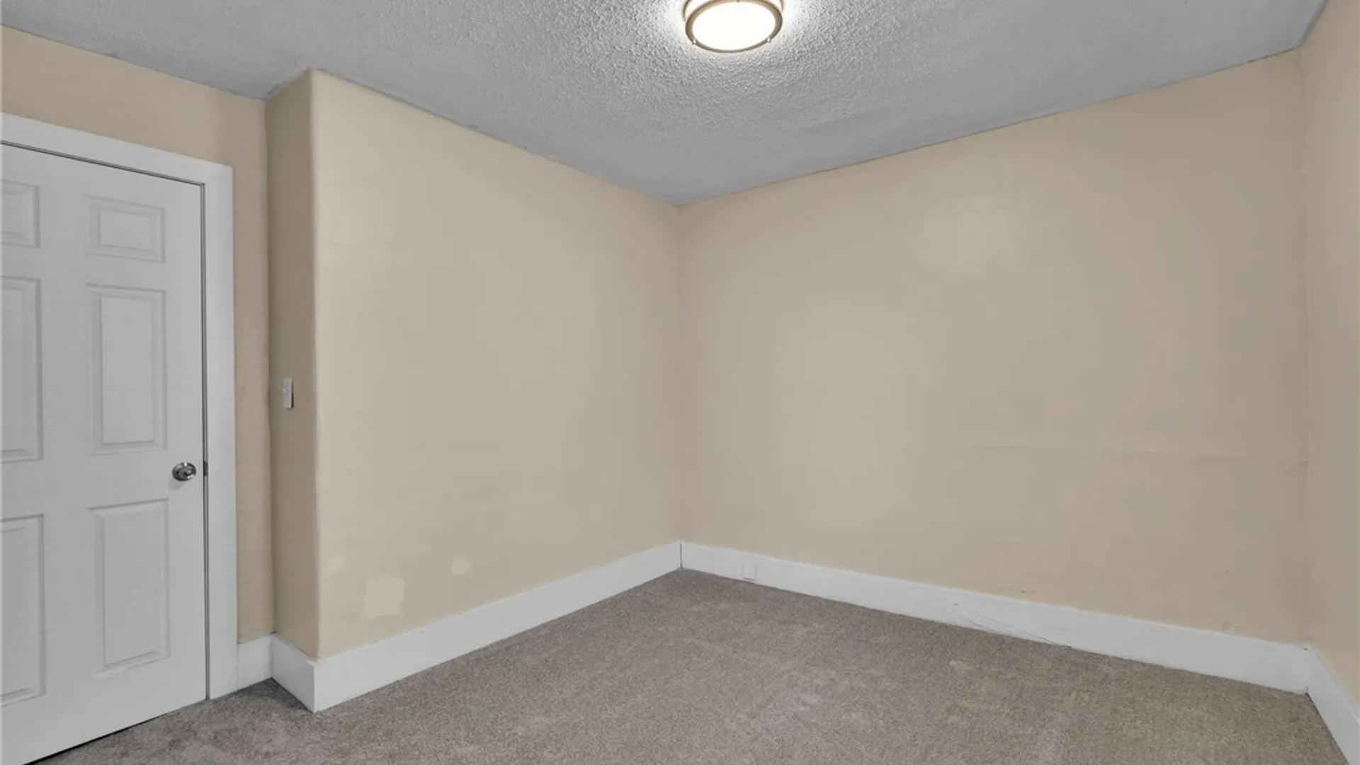 Property at 35 Tamarack Street, Buffalo, NY 14220 37