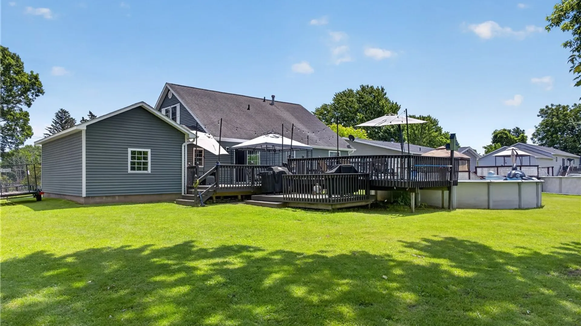 Property at 680 W 4th Street, Fulton, NY 13069 14