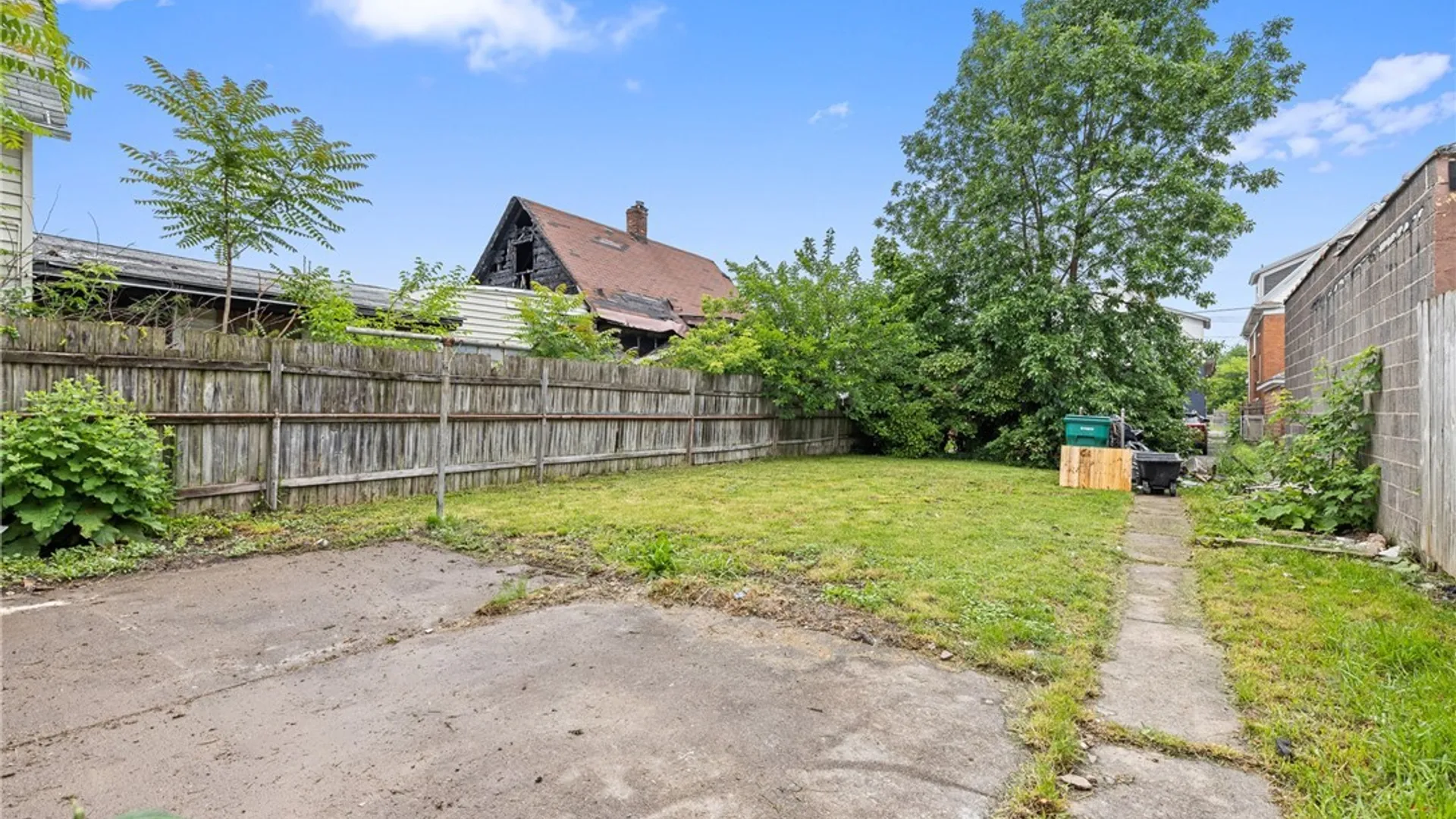 Property at 445 18th Street, Niagara Falls, NY 14303 20