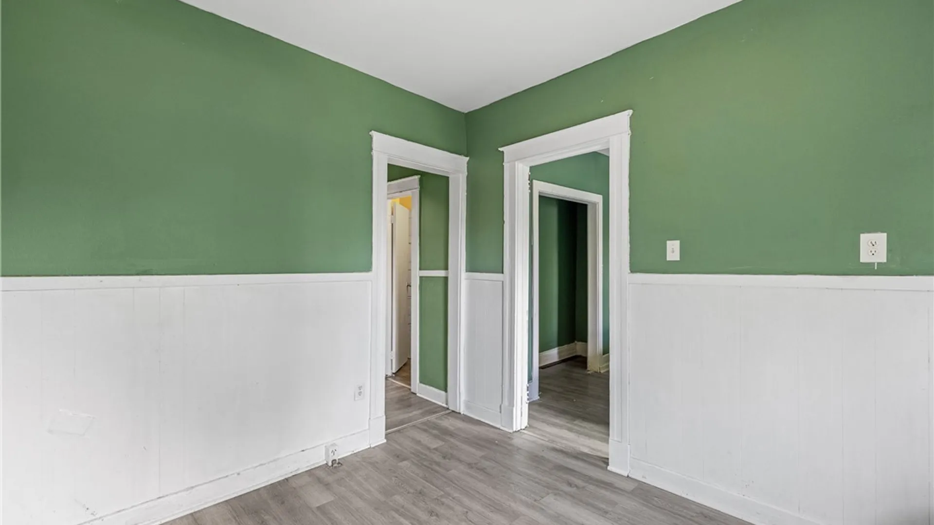 Property at 445 18th Street, Niagara Falls, NY 14303 9