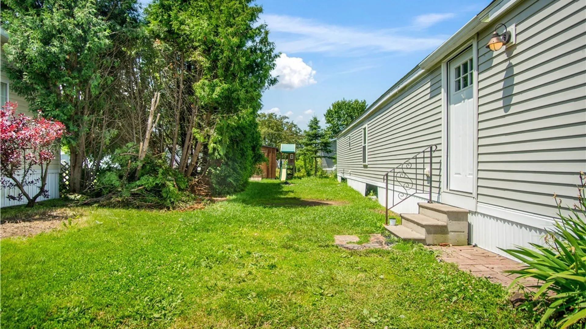 Property at 400 Dorwood Park, Wilson, NY 14131 19
