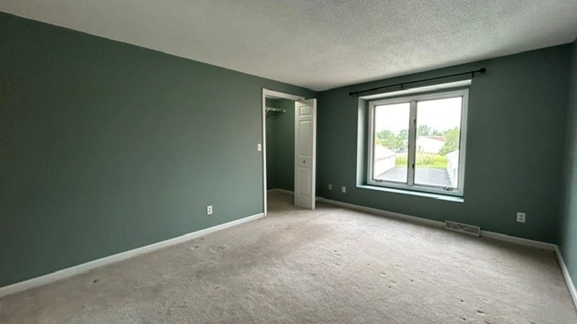 Property at 91 Tralee, Amherst, NY 14051 16