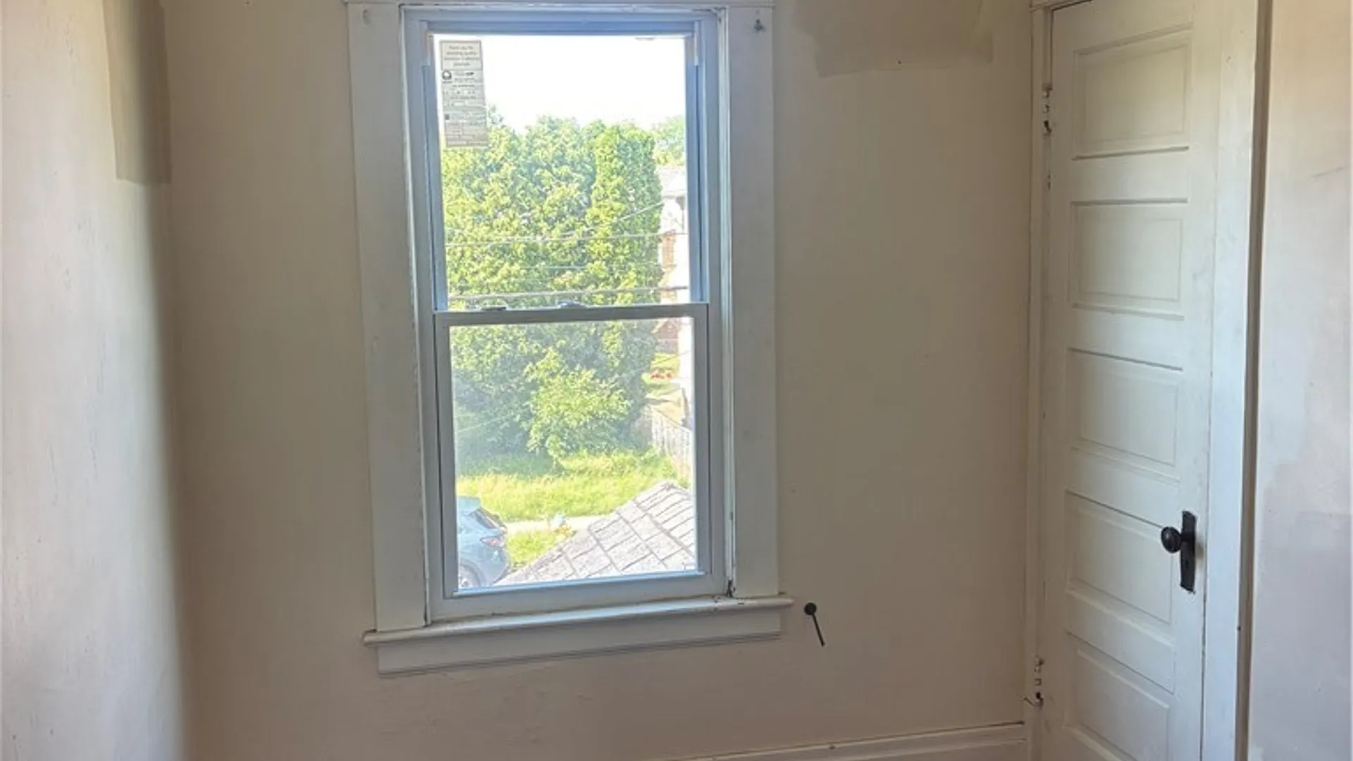 Property at 2229 Whitney Avenue, Niagara Falls, NY 14301 6