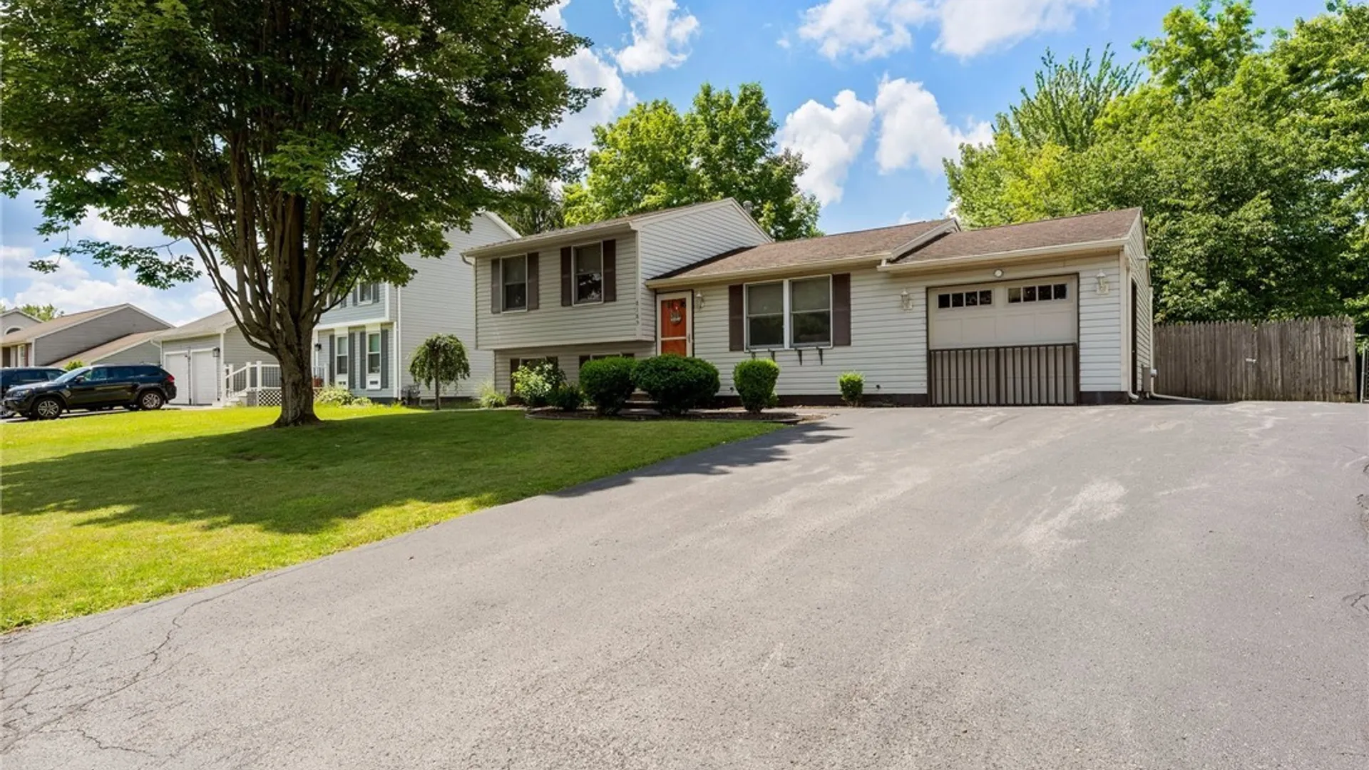 Property at 8185 Capricorn Drive, Clay, NY 13090 41