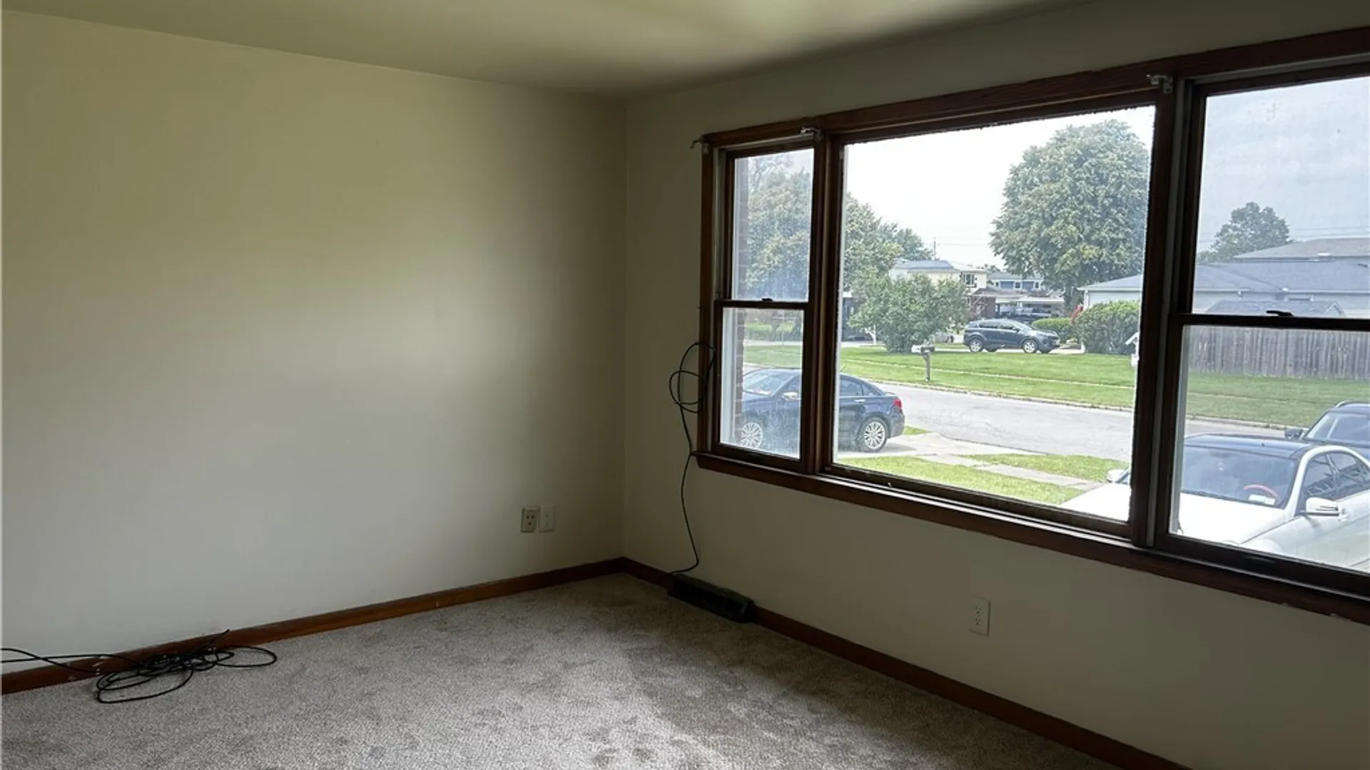 Property at 11 Lemans Drive, Cheektowaga, NY 14043 6