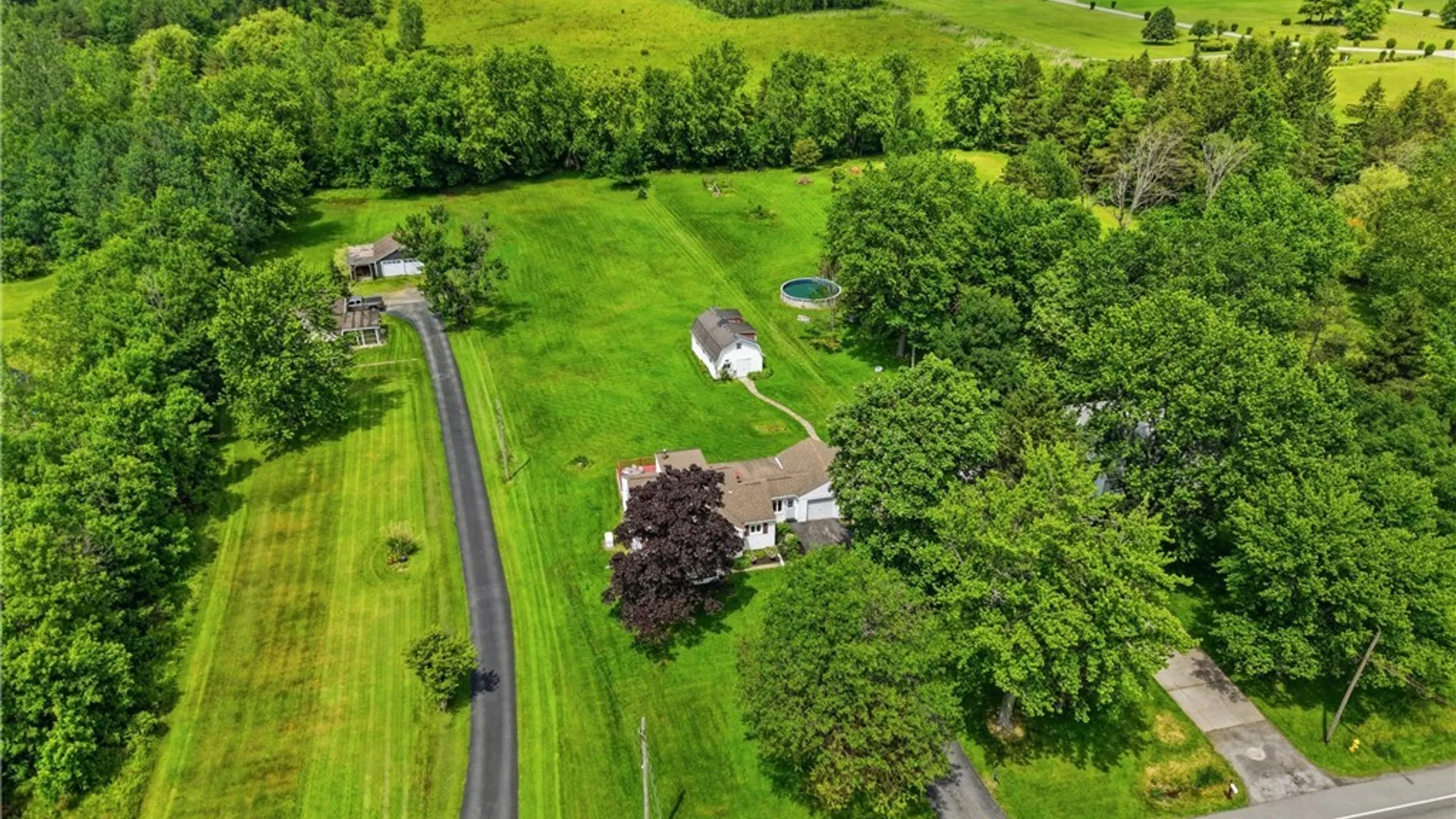 Property at 6158 Broadway Street, Lancaster, NY 14086 41