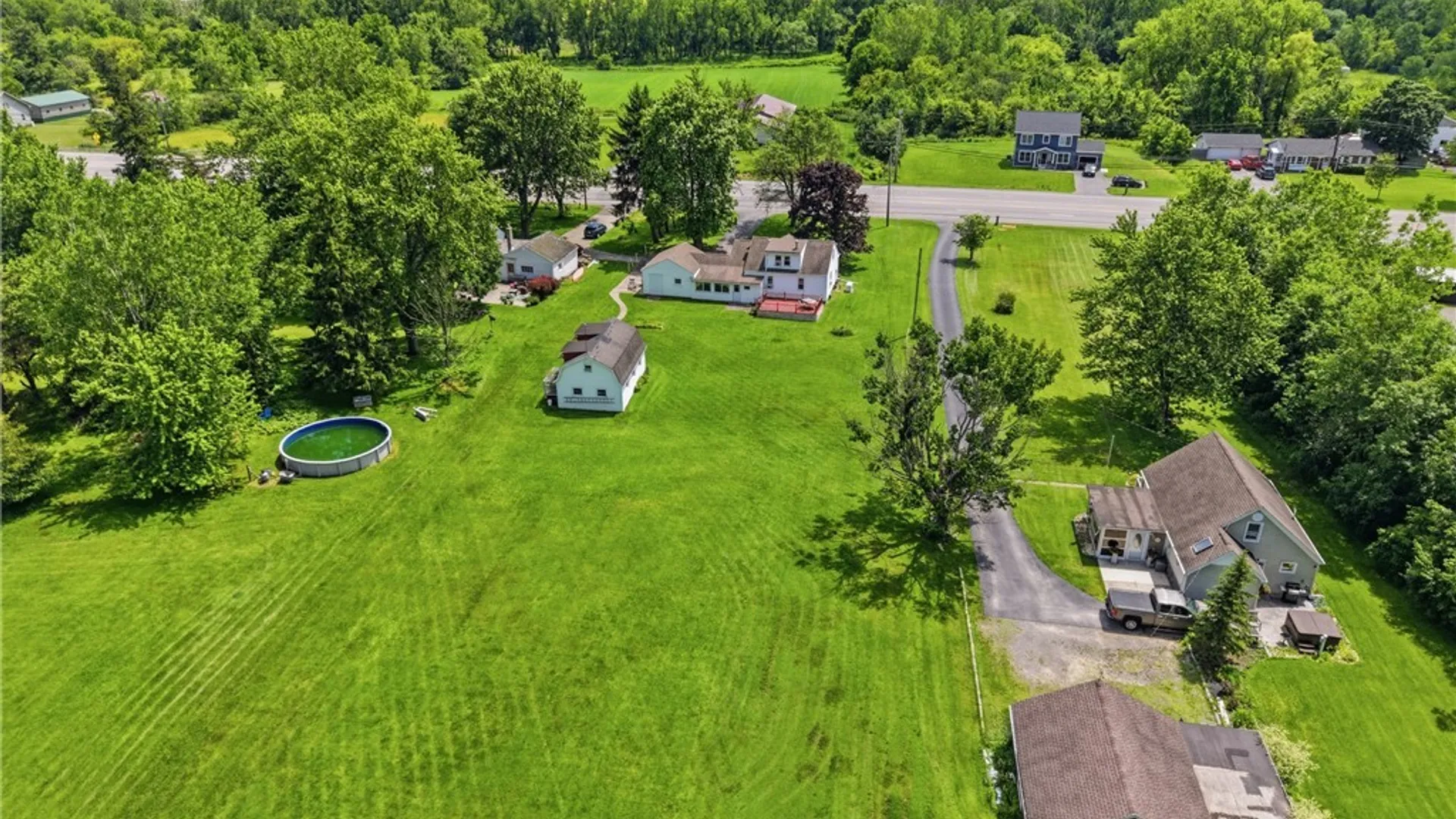 Property at 6158 Broadway Street, Lancaster, NY 14086 44