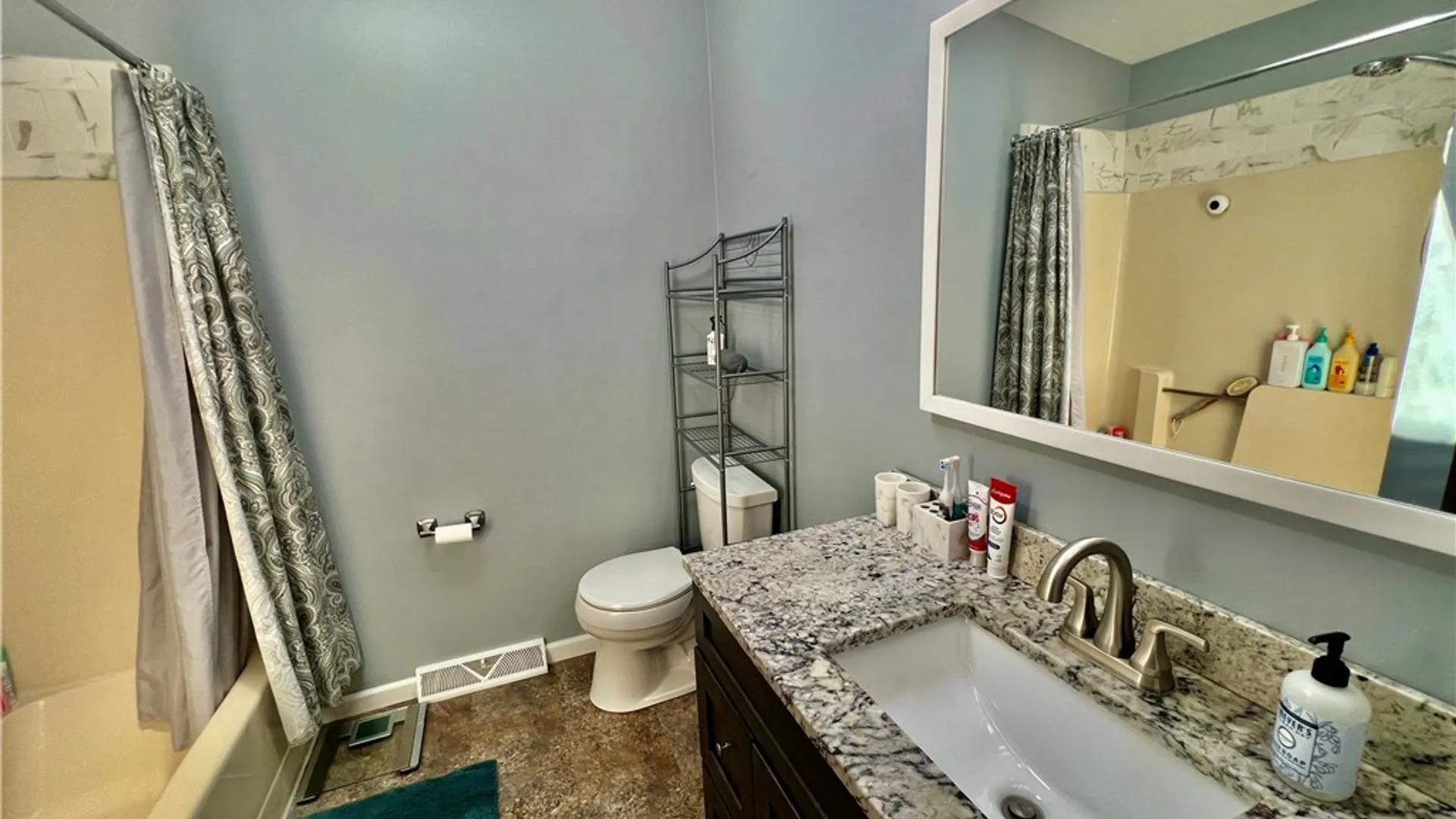 Property at 6118 Cordero Drive, Cicero, NY 13039 14