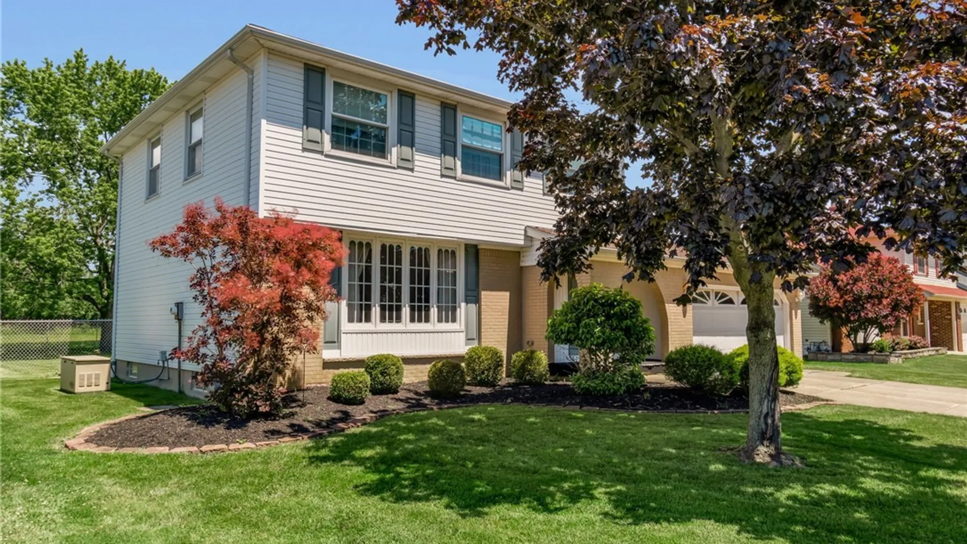 Property at 360 Forest Drive, West Seneca, NY 14224 2