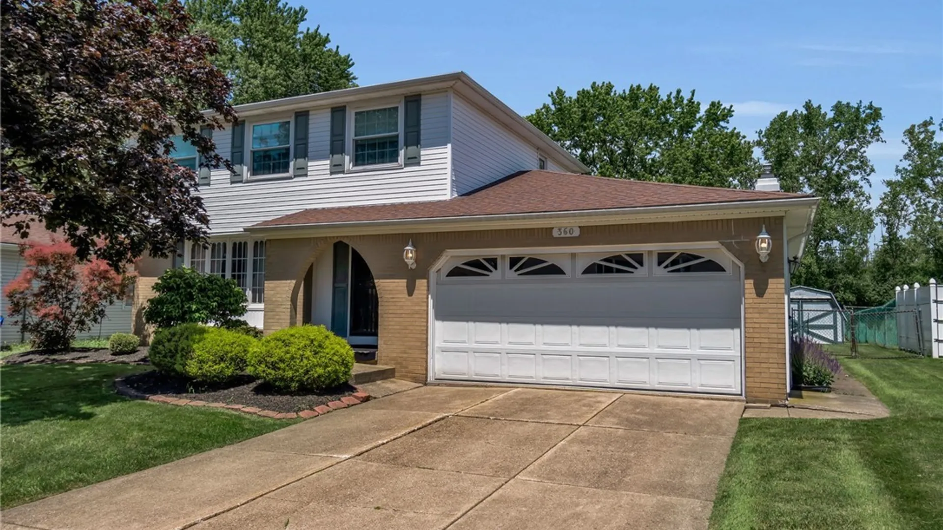 Property at 360 Forest Drive, West Seneca, NY 14224 3