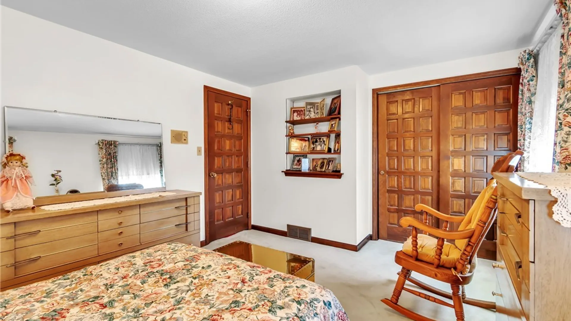Property at 360 Forest Drive, West Seneca, NY 14224 30