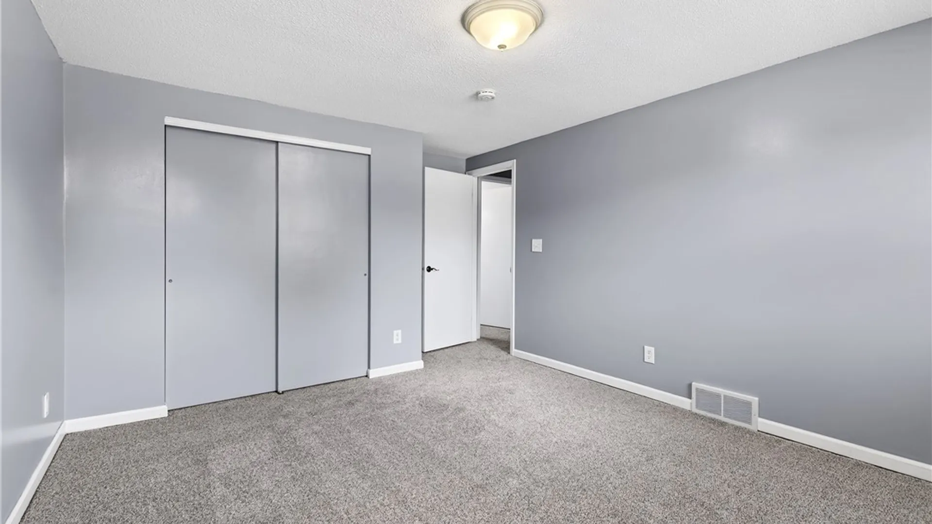 Property at 5 Quail Hollow, Lancaster, NY 14086 25