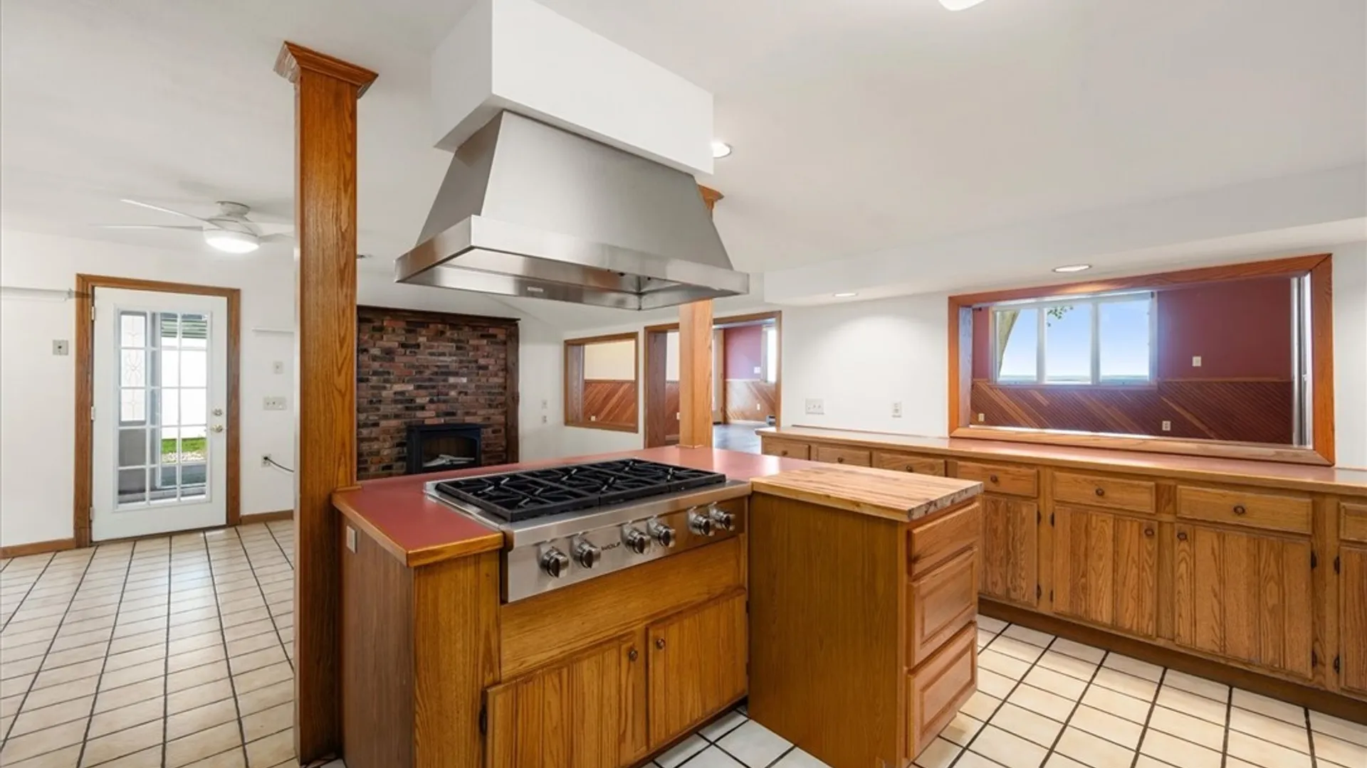 Property at 21 Lakeshore Drive, Constantia, NY 13044 14