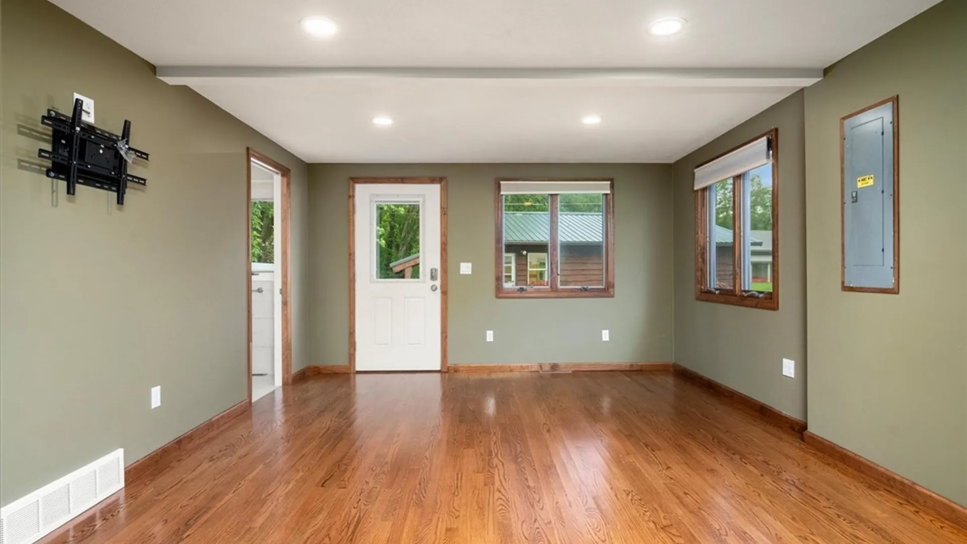 Property at 21 Lakeshore Drive, Constantia, NY 13044 23