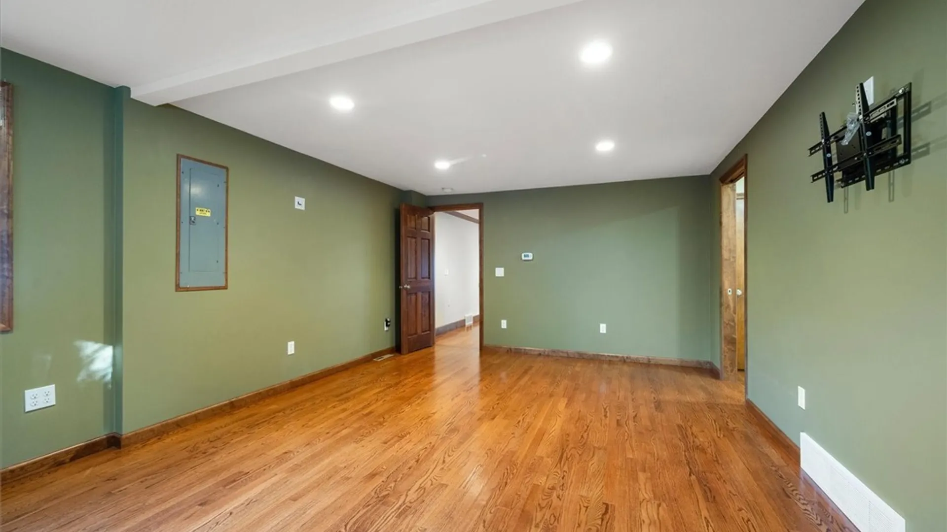 Property at 21 Lakeshore Drive, Constantia, NY 13044 24