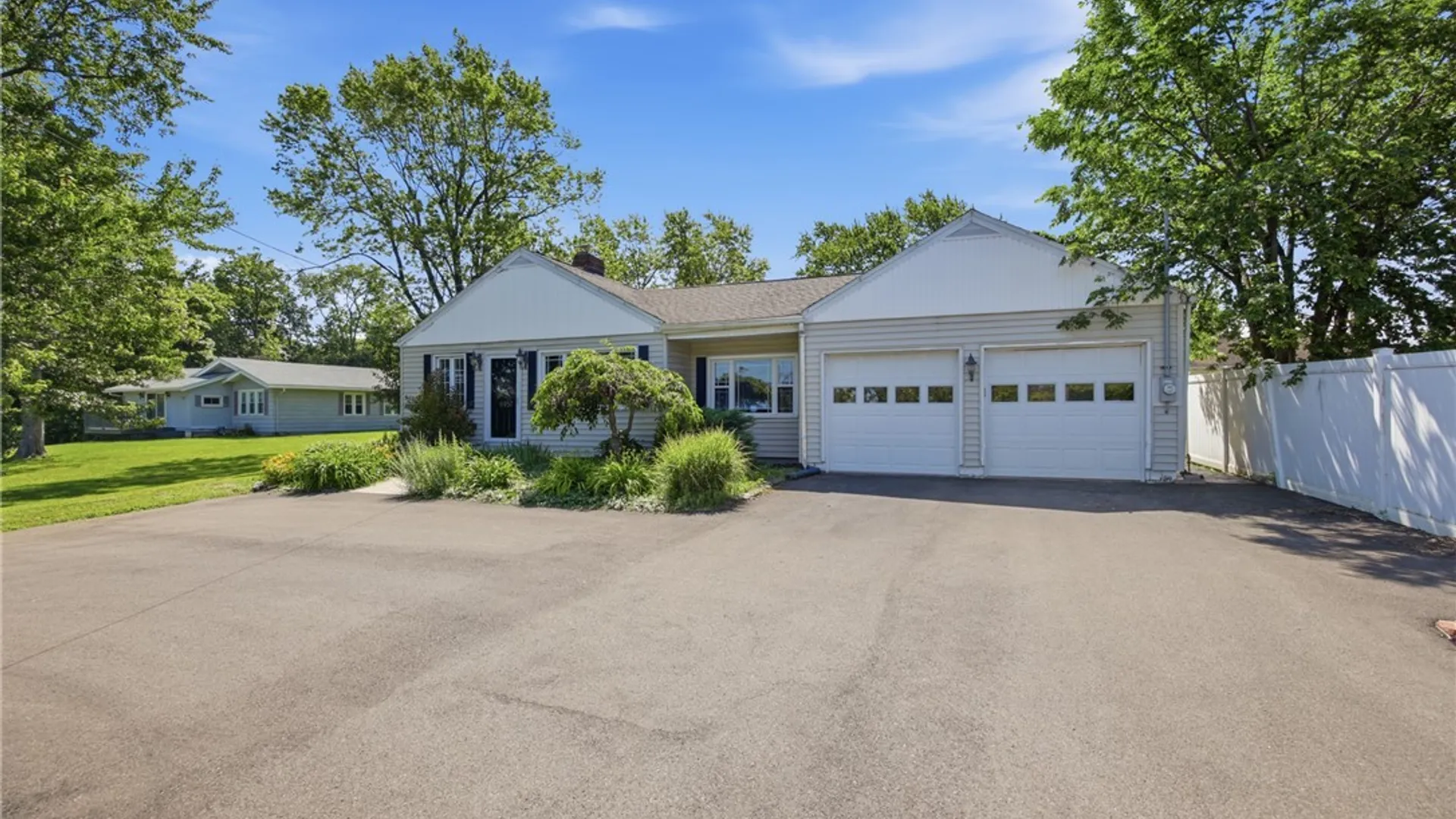 Property at 4457 Lake Shore Road, Hamburg, NY 14075 5