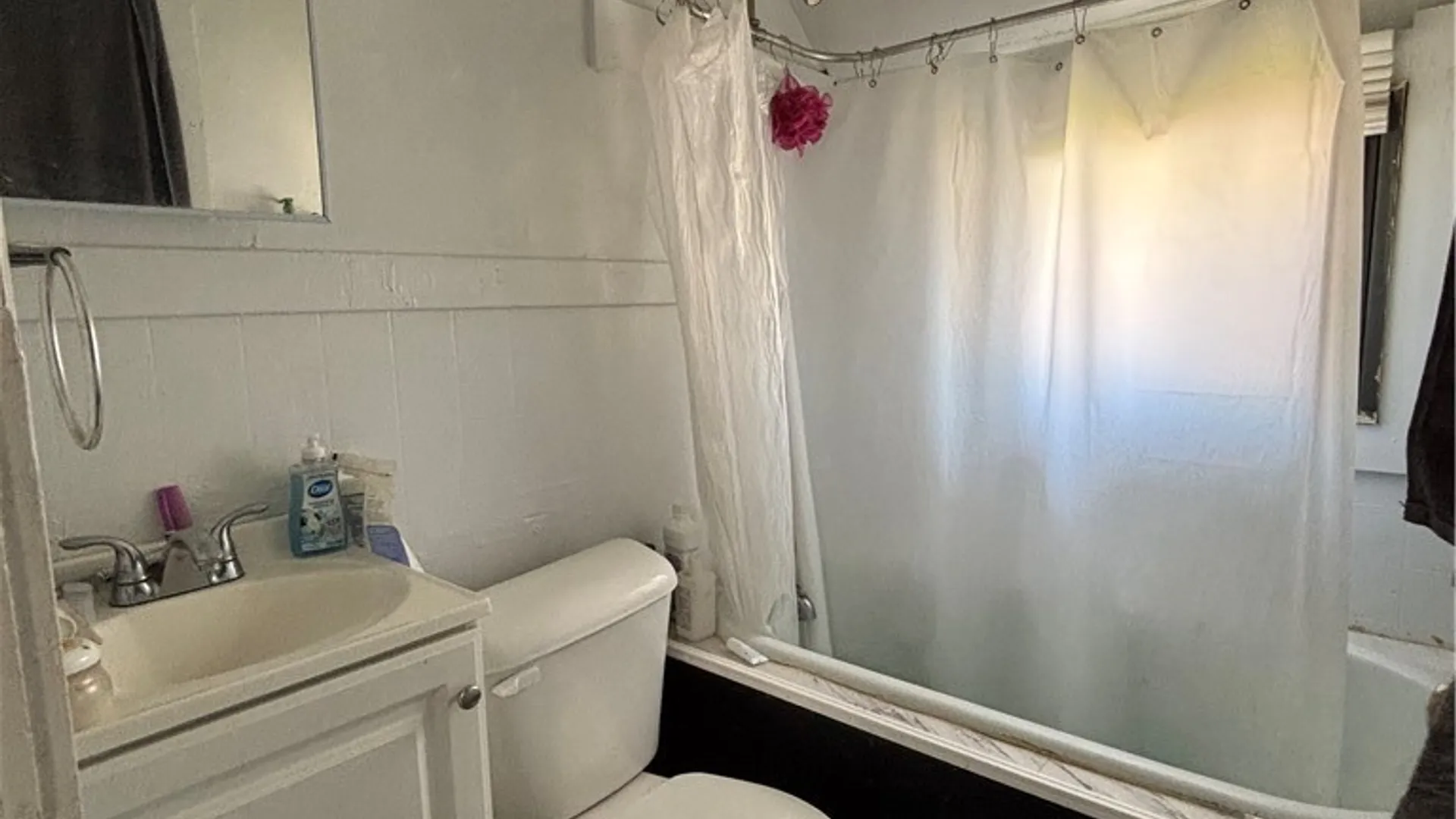 Property at 13 Clay St Street, Buffalo, NY 14216 8