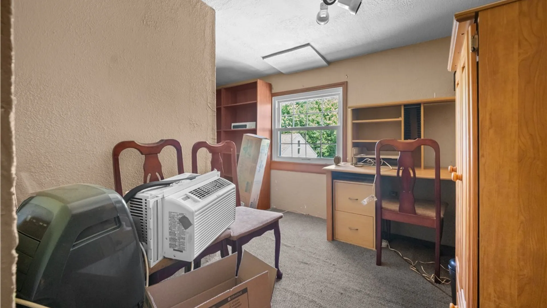 Property at 102 Dorrance Avenue, Buffalo, NY 14218 24