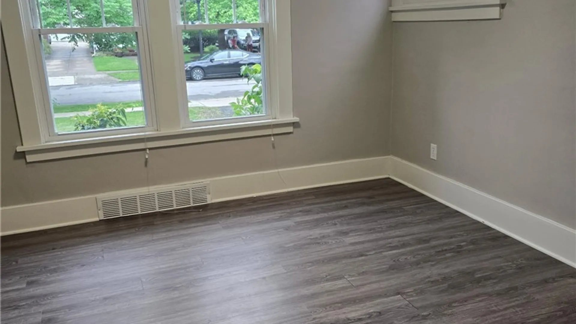 Property at 745 Crescent Avenue, Buffalo, NY 14216 11