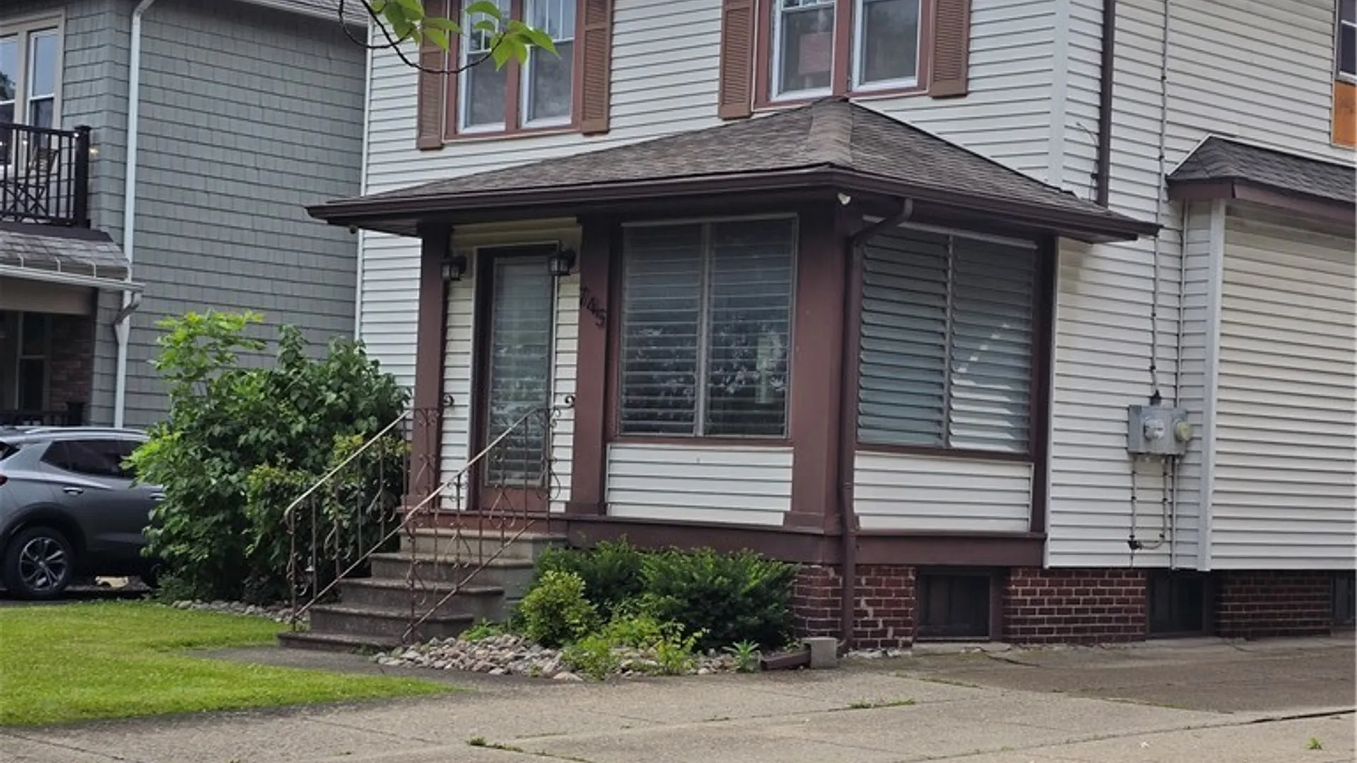 Property at 745 Crescent Avenue, Buffalo, NY 14216 2