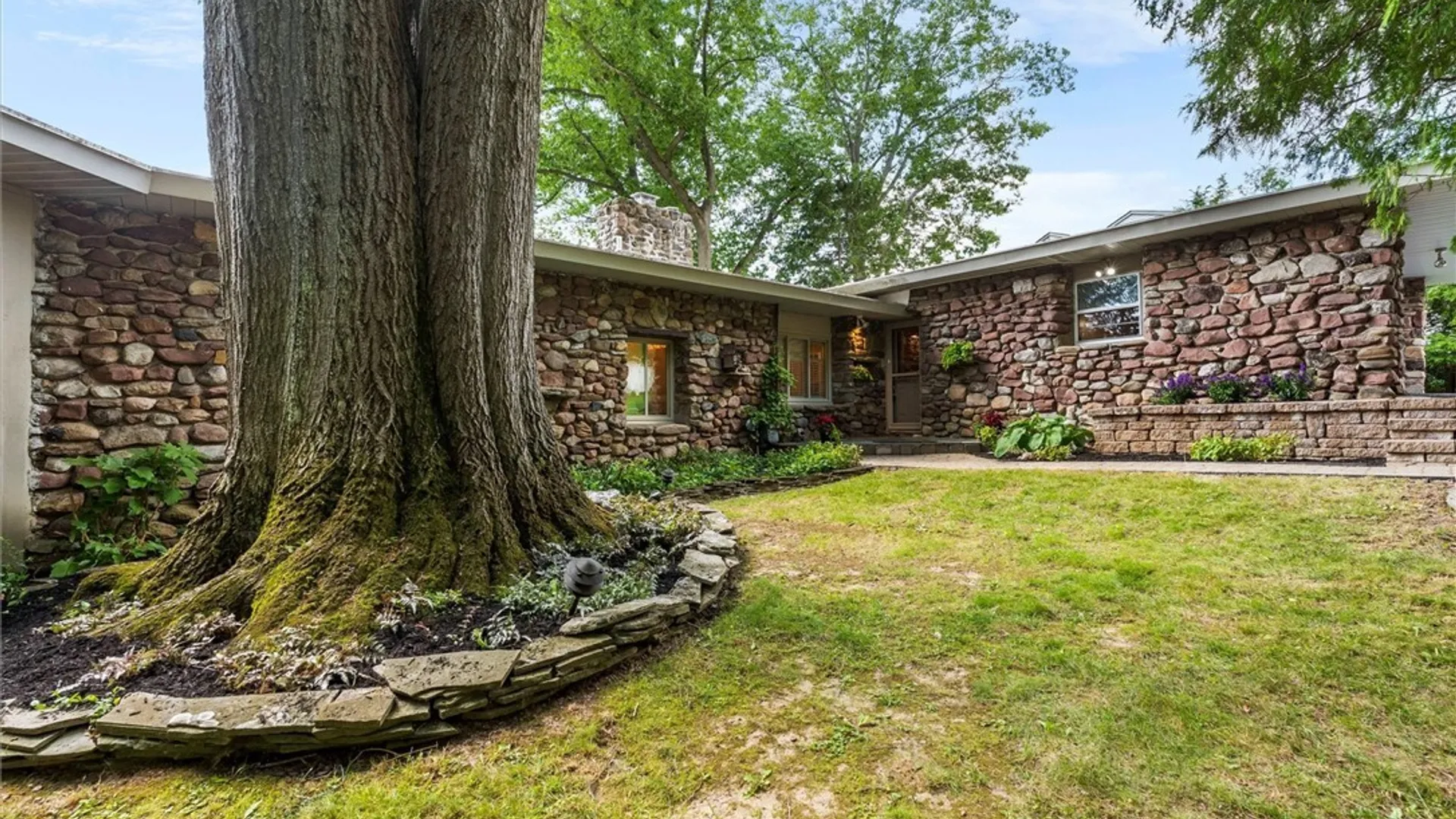Property at 8616 Melvin Drive, Lysander, NY 13027 7