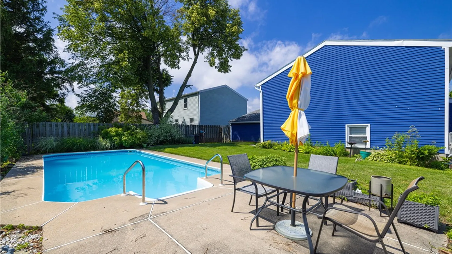 Property at 52 Constance Way, Greece, NY 14612 19