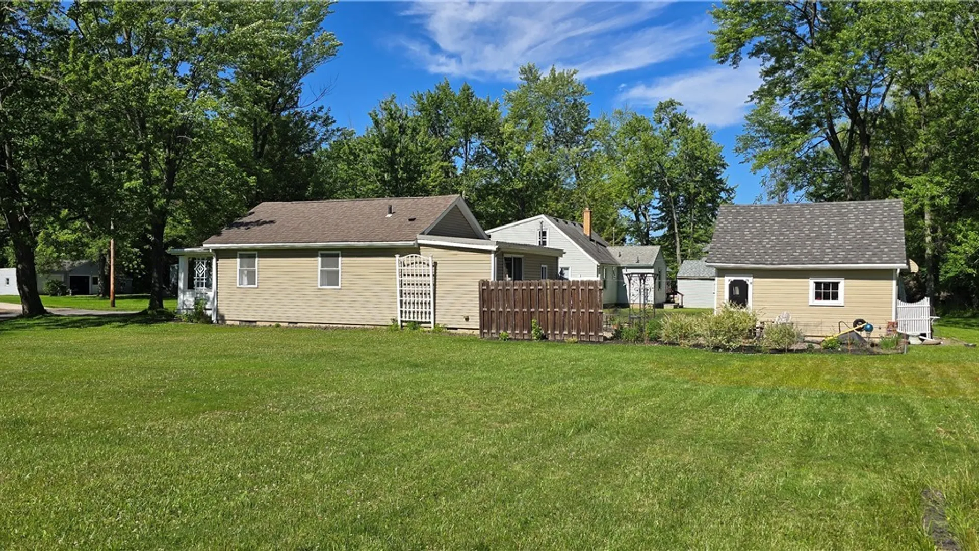 Property at 1228 Sherwood Avenue, North Tonawanda, NY 14120 42