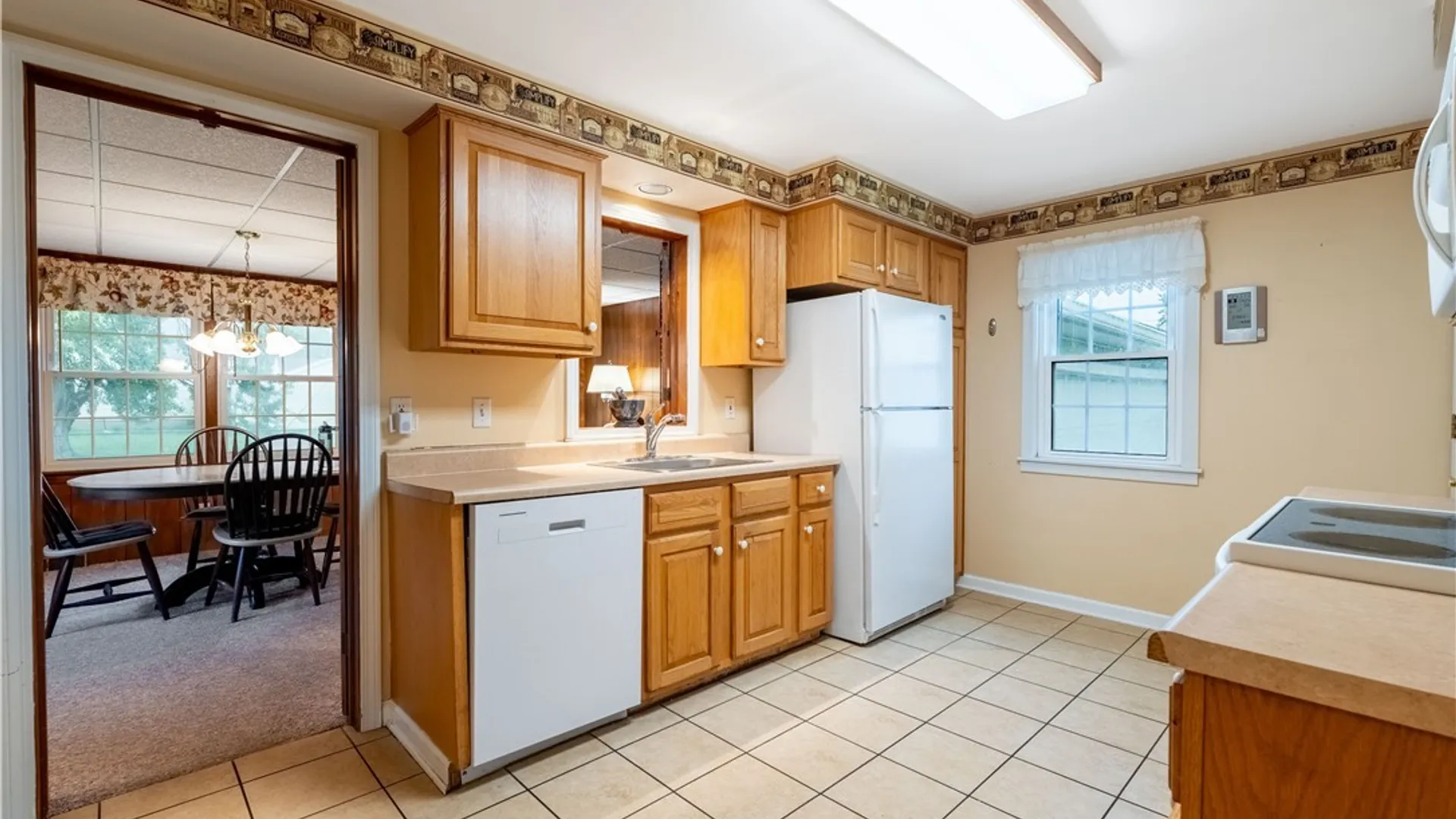 Property at 20 Lucille Drive, Cheektowaga, NY 14225 16