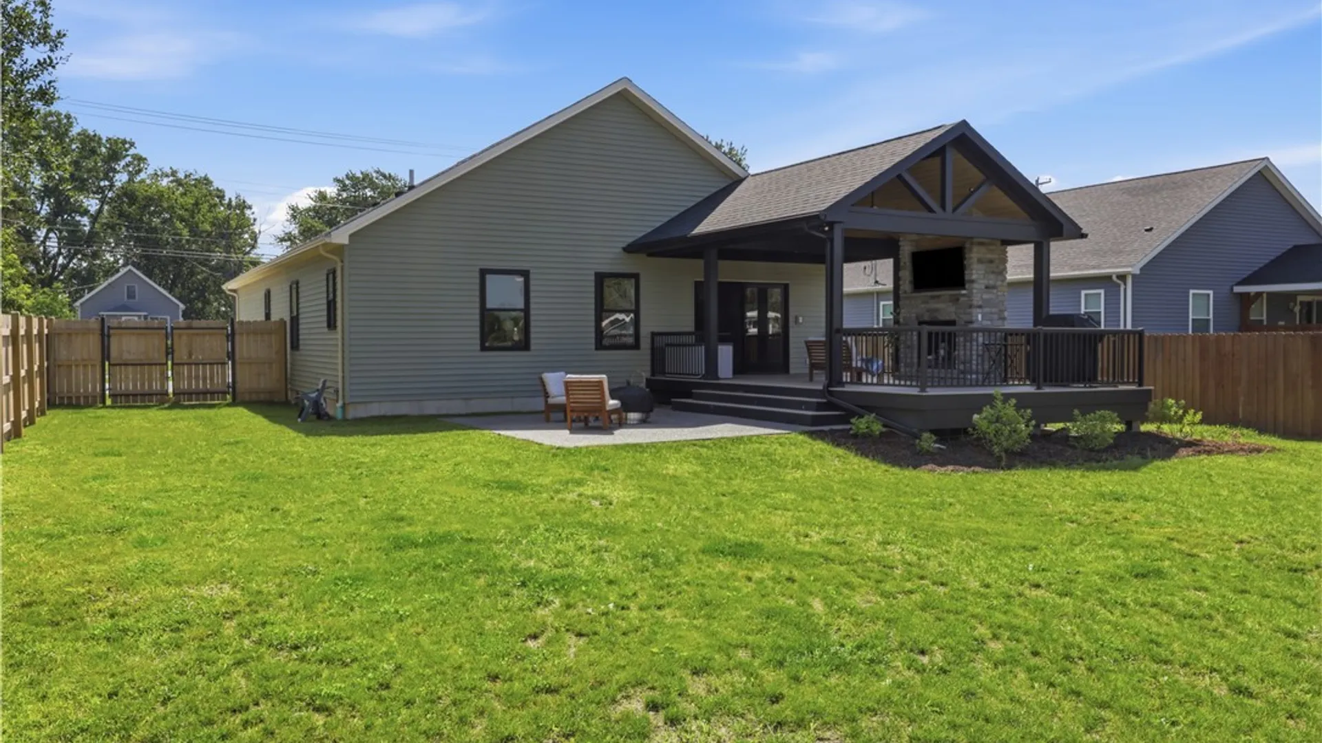 Property at 616 Borden Road, Cheektowaga, NY 14227 37