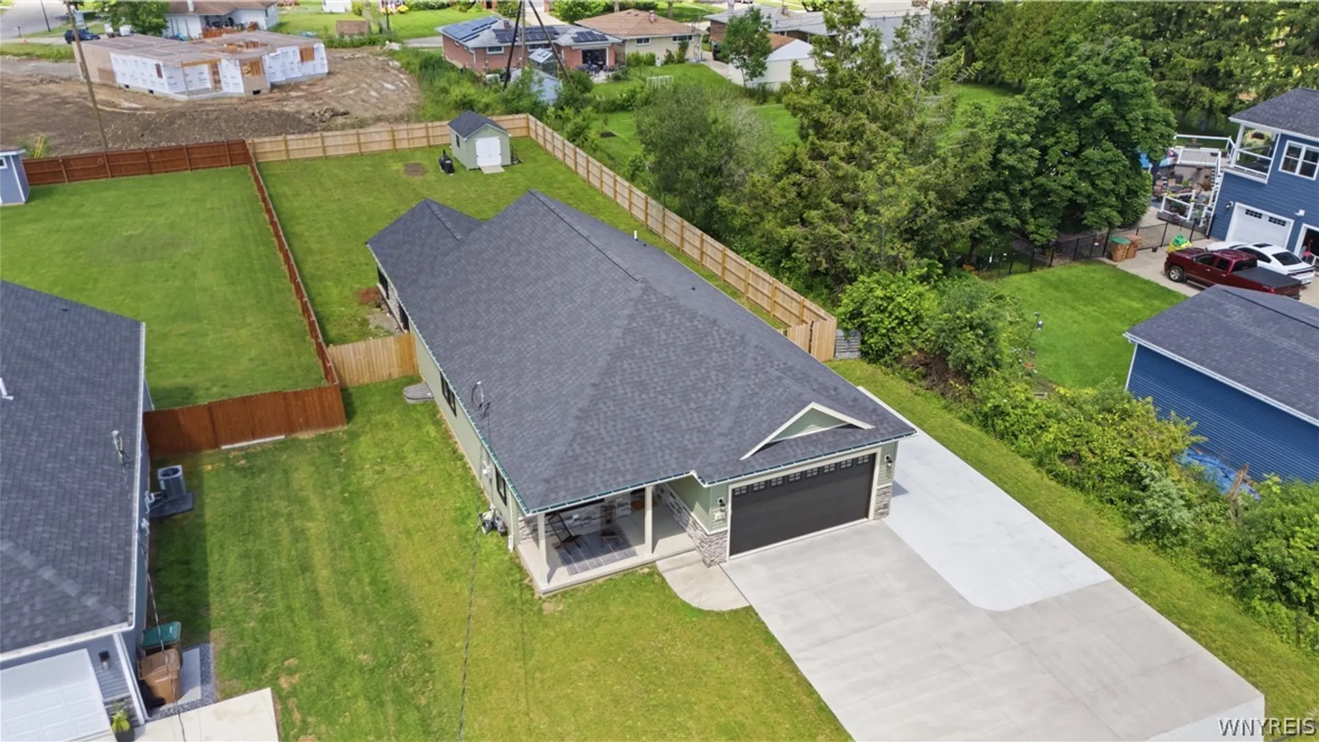 Property at 616 Borden Road, Cheektowaga, NY 14227 45