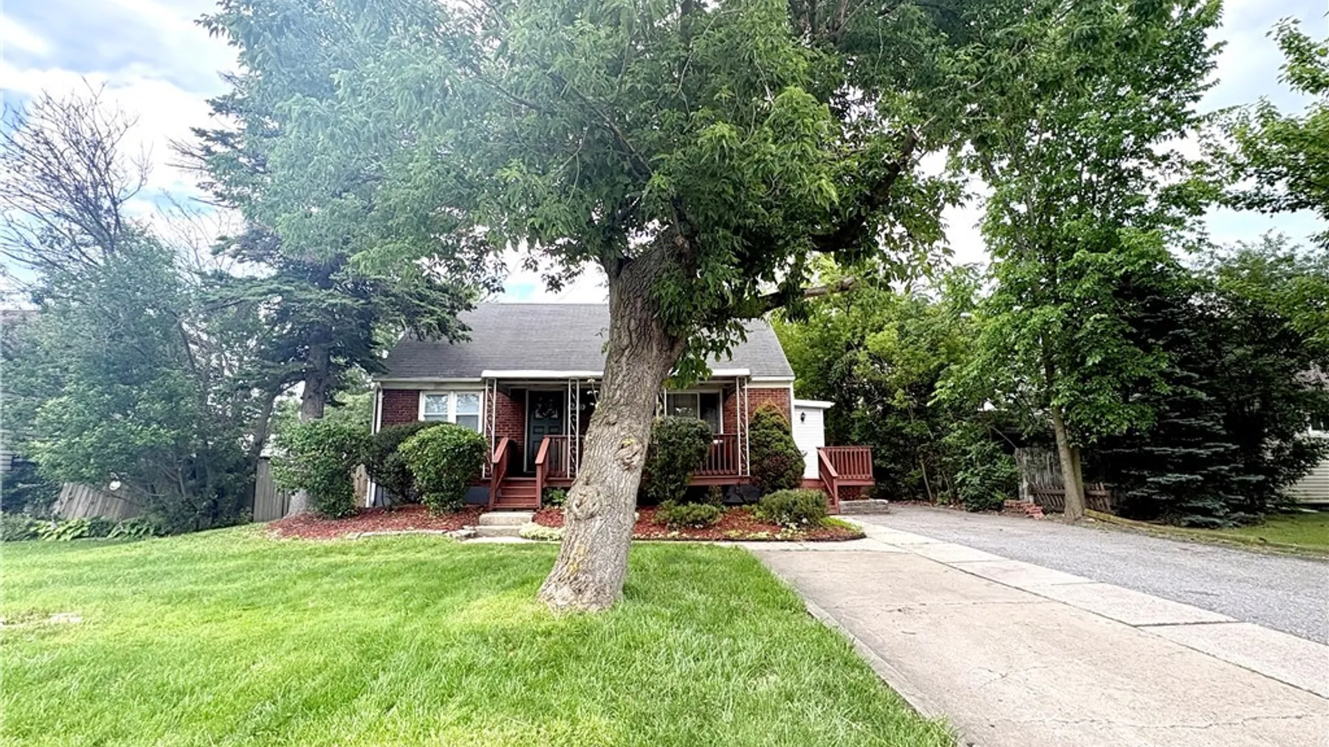 Property at 4765 North Bailey Avenue, Amherst, NY 14226 2