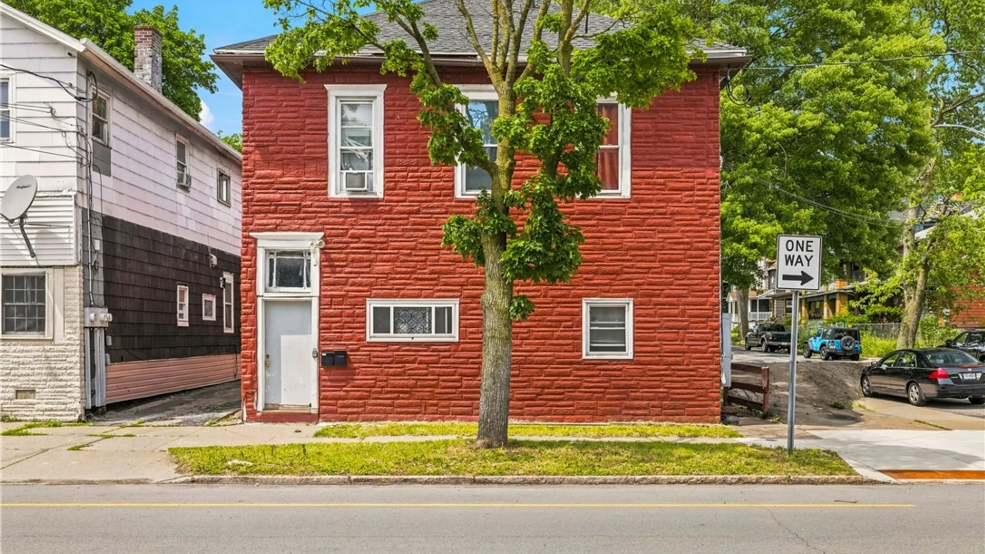 Property at 328 Ferry Avenue, Niagara Falls, NY 14301 5