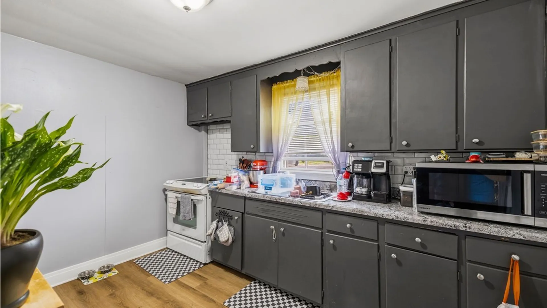 Property at 328 Ferry Avenue, Niagara Falls, NY 14301 7