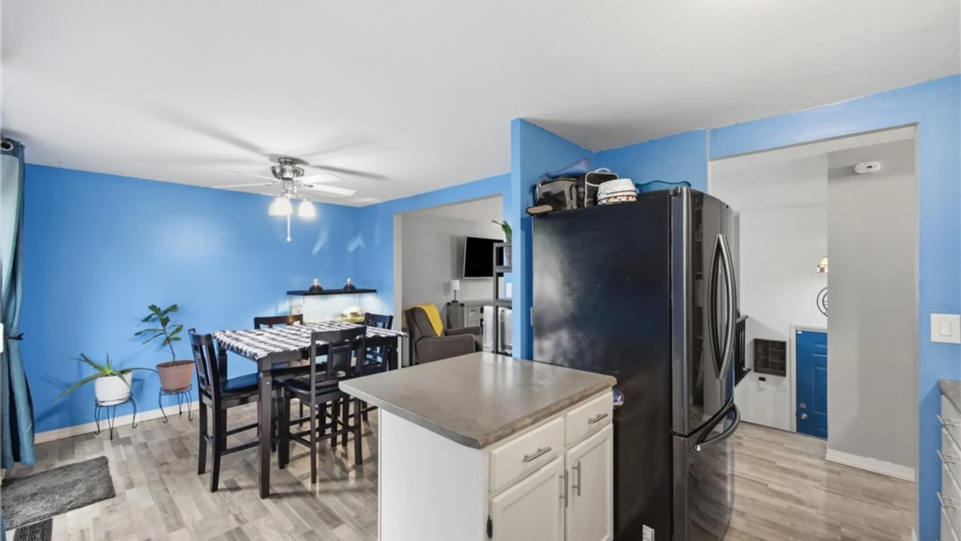 Property at 7024 Academy Lane, Lockport Town, NY 14094 15