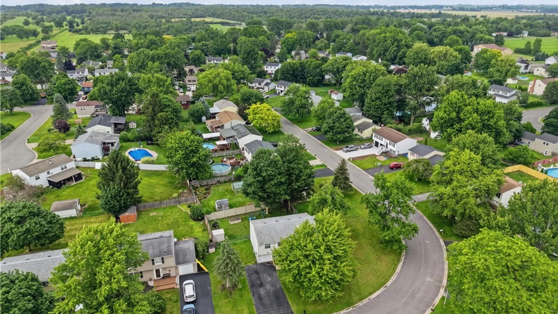 Property at 7024 Academy Lane, Lockport Town, NY 14094 43