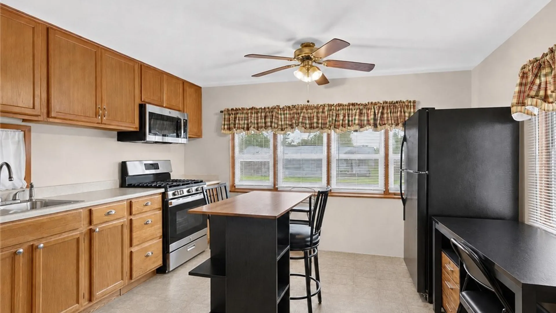 Property at 1449 Rochester Street, Lima, NY 14485 4