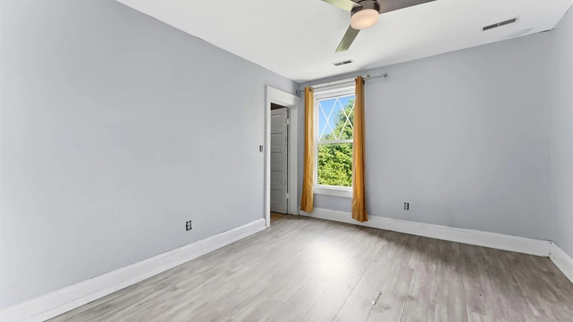 Property at 303 Highland Avenue, Syracuse, NY 13203 31