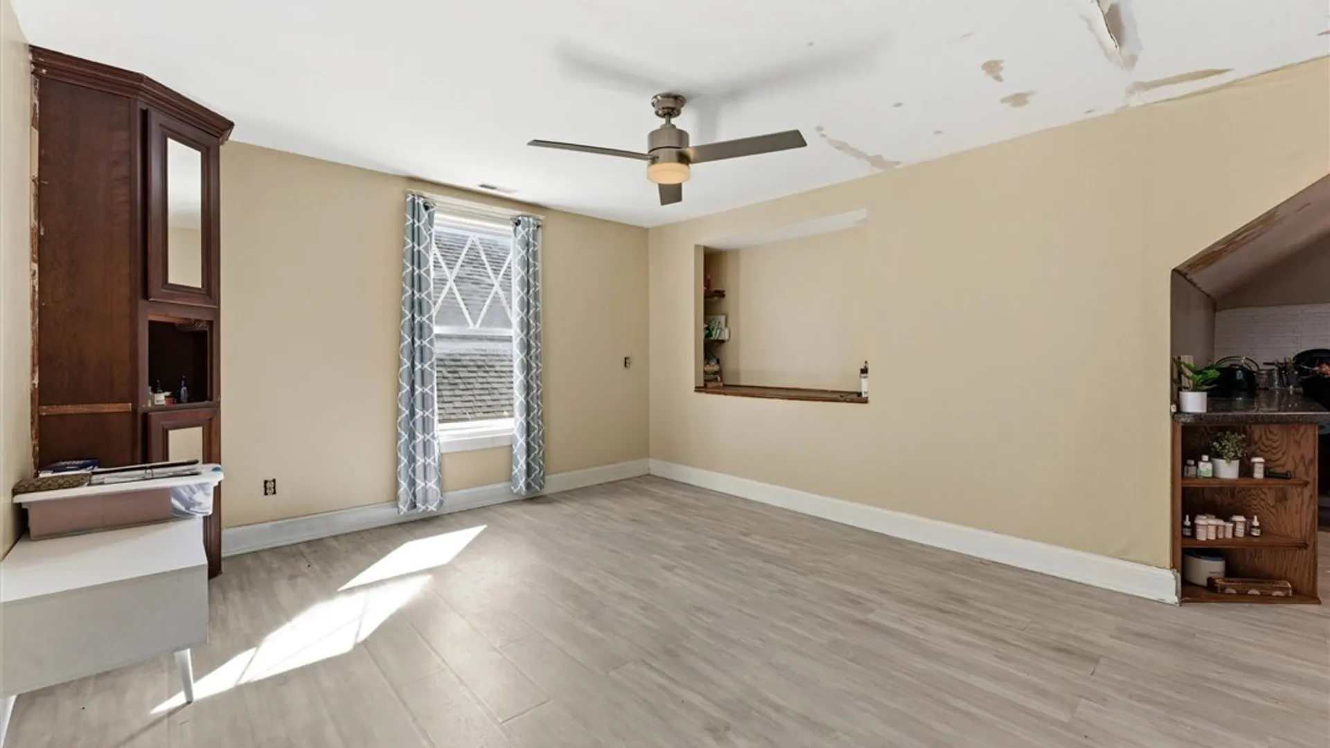 Property at 303 Highland Avenue, Syracuse, NY 13203 36