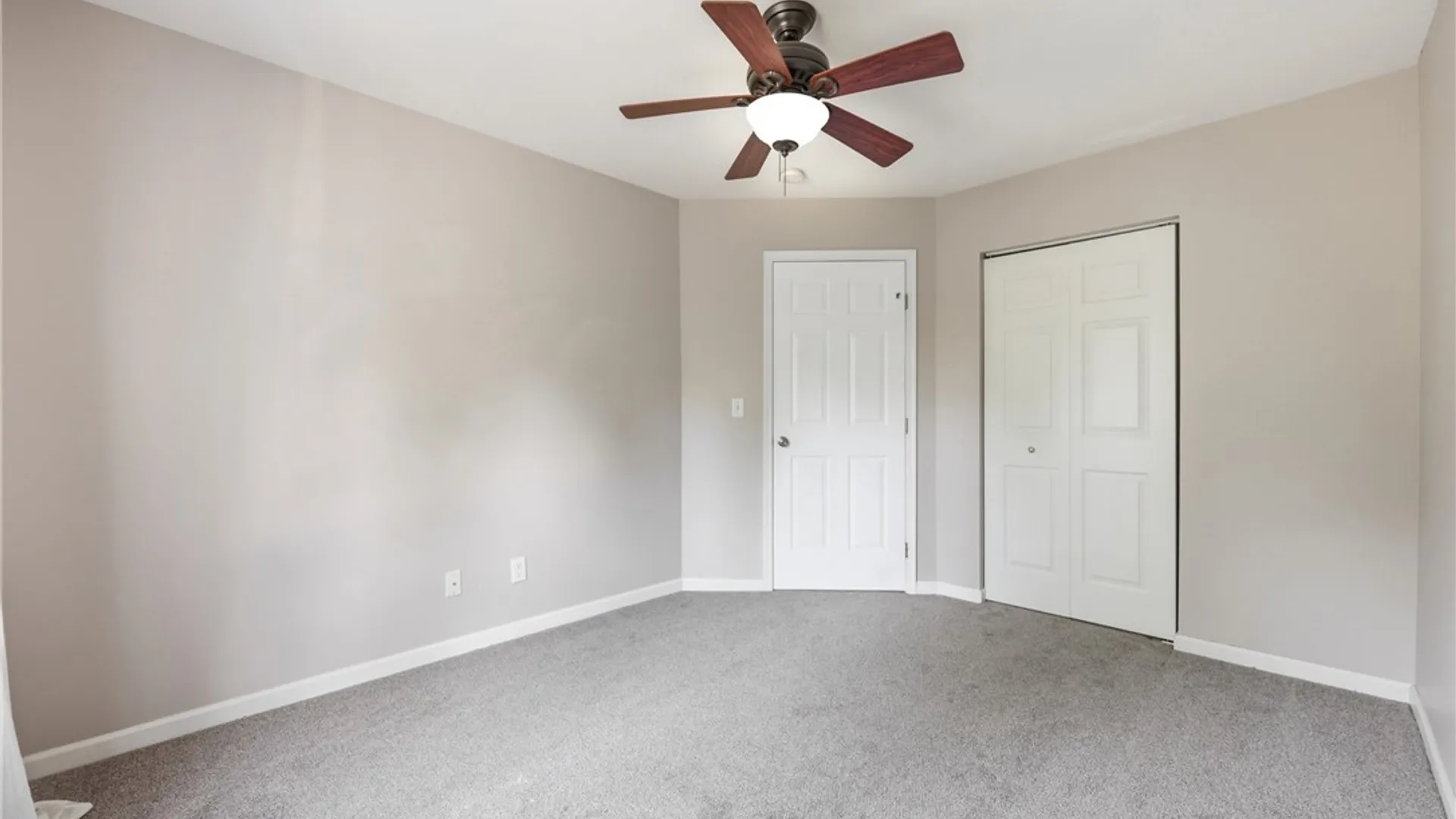 Property at 2178 Fox Chase Road, Hamburg, NY 14085 22