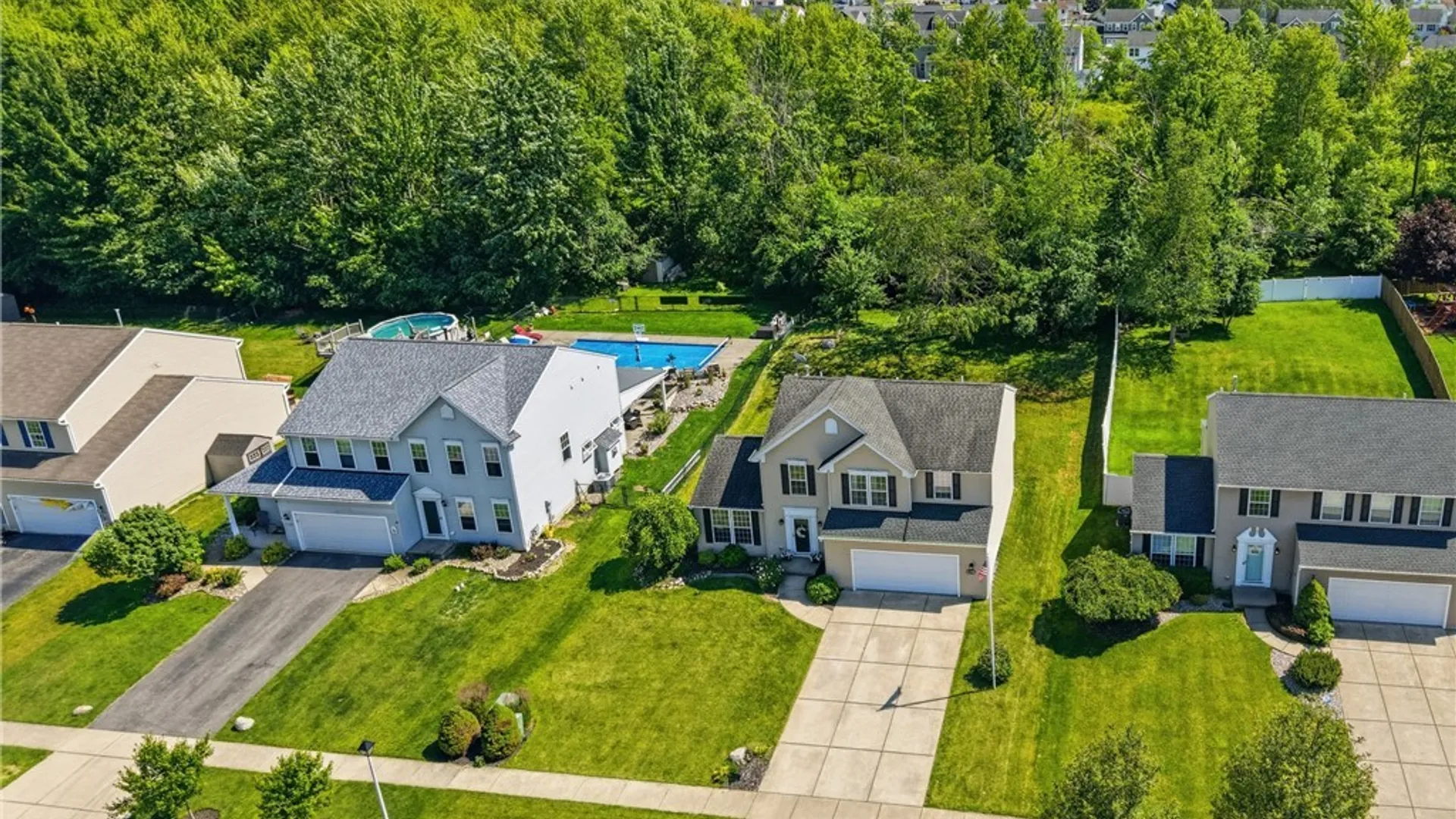 Property at 2178 Fox Chase Road, Hamburg, NY 14085 30