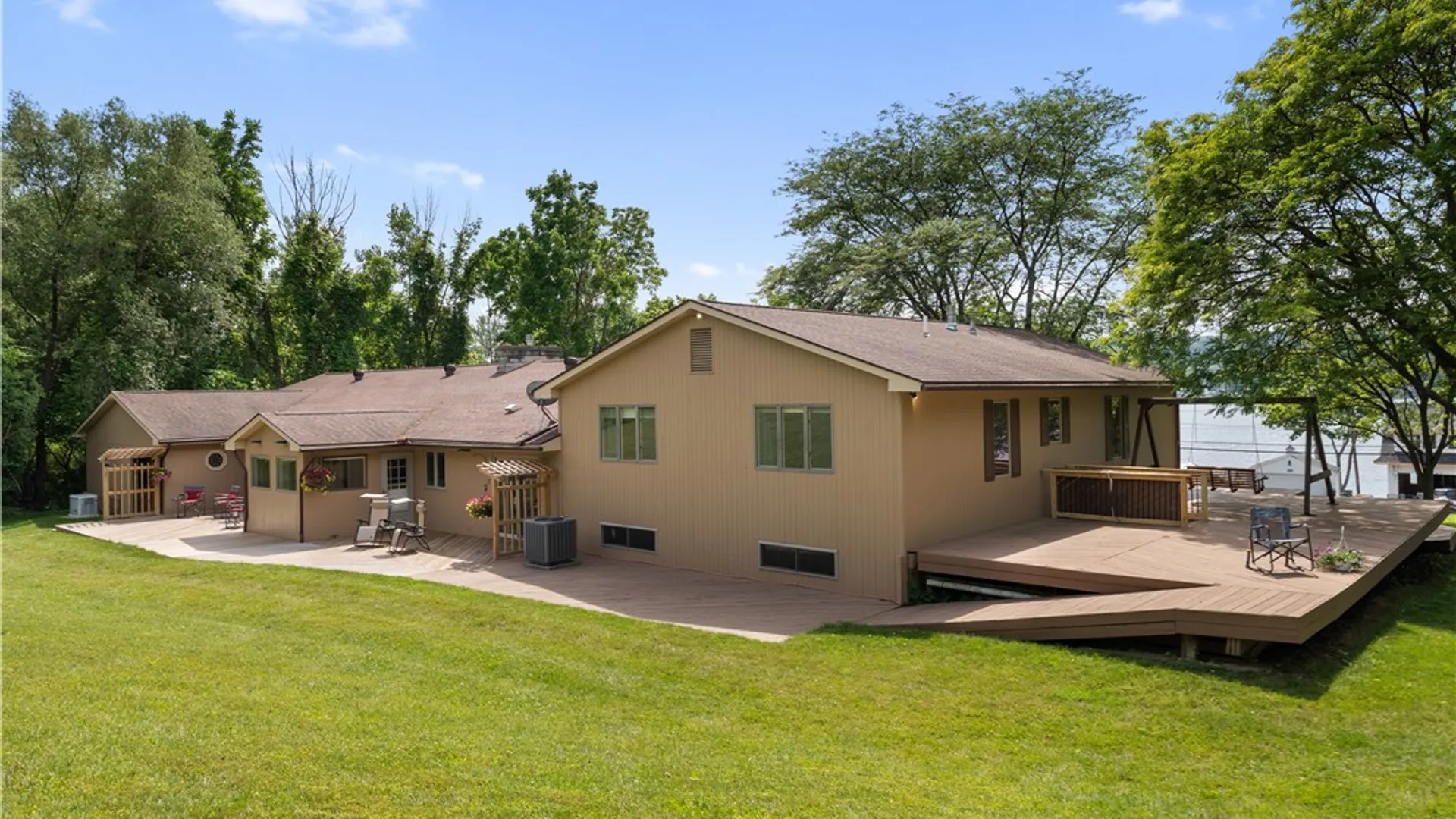 Property at 5223 E Lake Road, Livonia, NY 14487 11